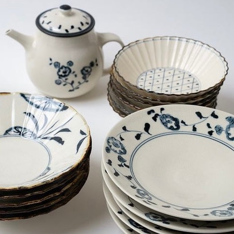 作家　村田　亜希　器 村田亜希・花紋中鉢／村田亜希｜作家・工房／和食器通販 おかずの