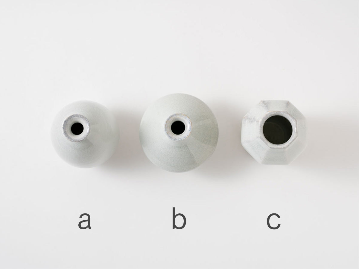 薪窯白磁花器(小)【加藤仁志】