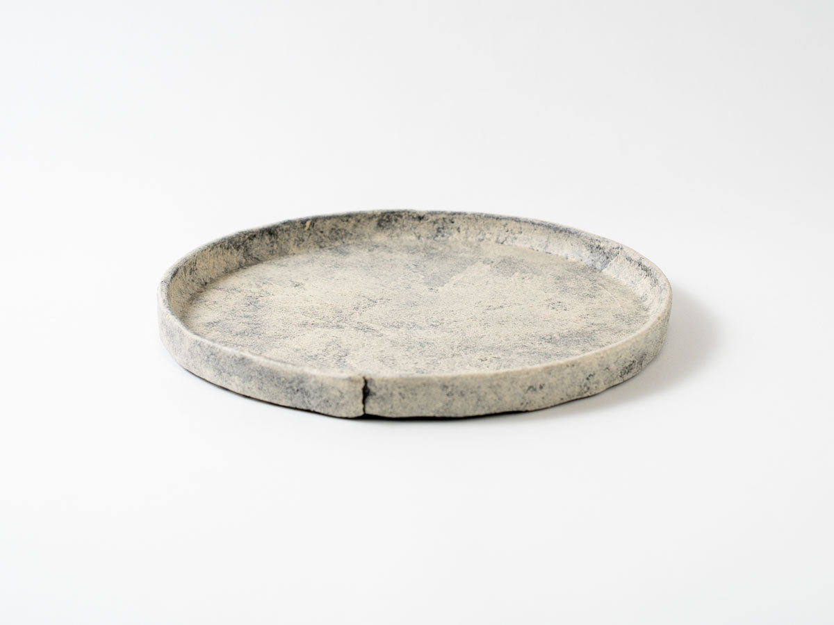 粉打(黒)立縁丸皿(八寸)【梶原妙子】