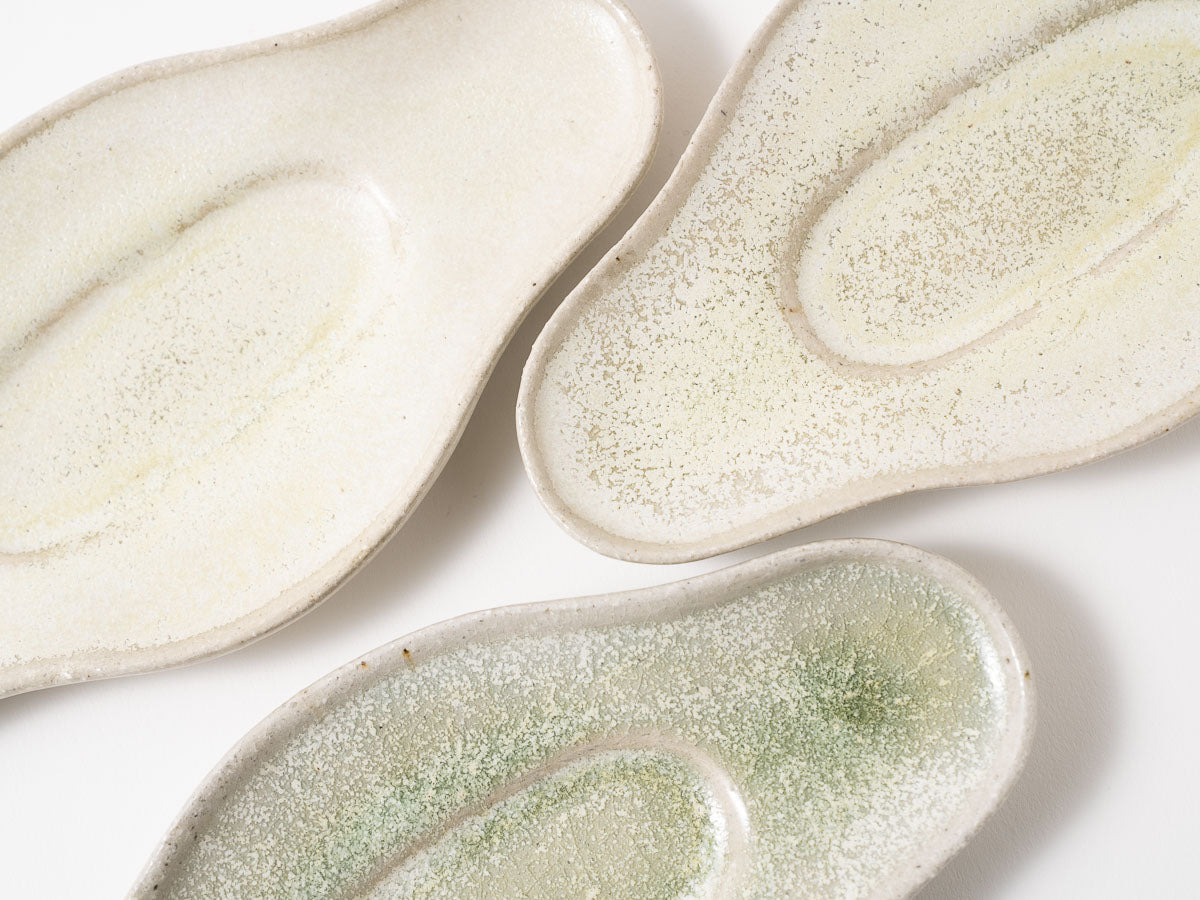 ひしプレート 浅 白抹茶【藤原志鈴香】