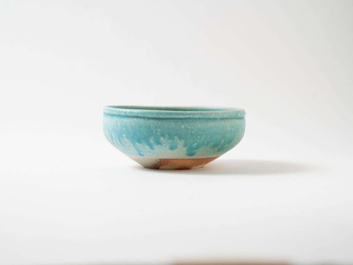 ふち線彫鉢 c【高橋燎】