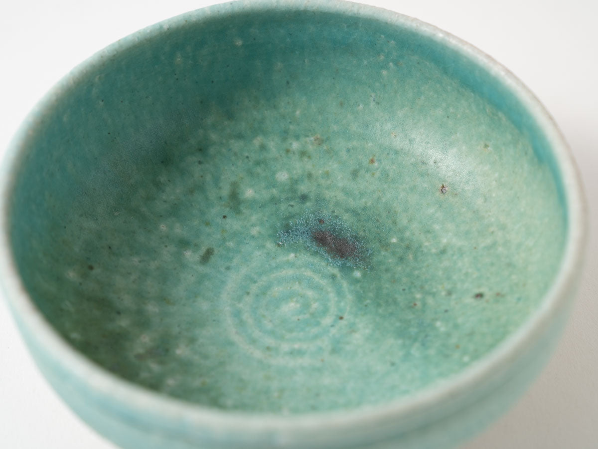 ふち線彫鉢 c【高橋燎】