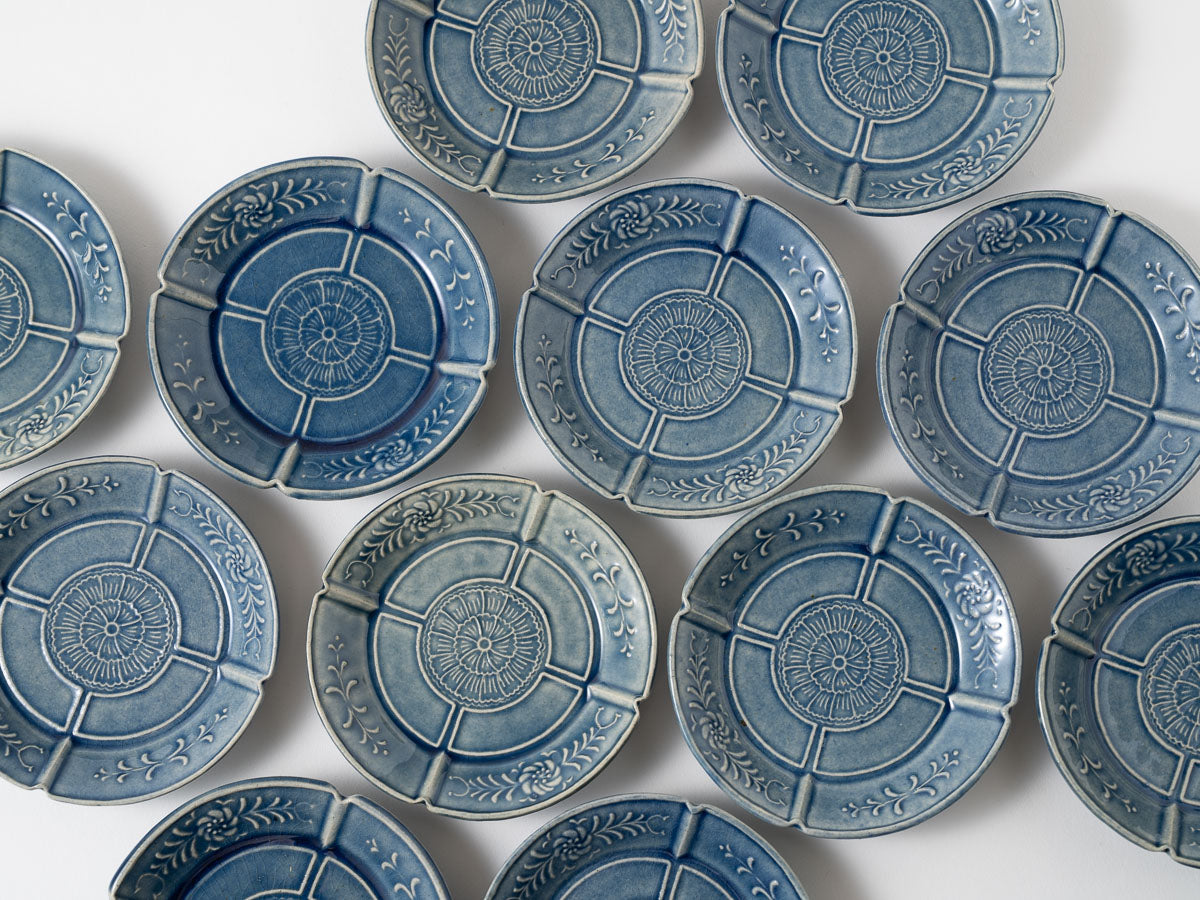 四方割花弁紋小皿【山崎瞳】