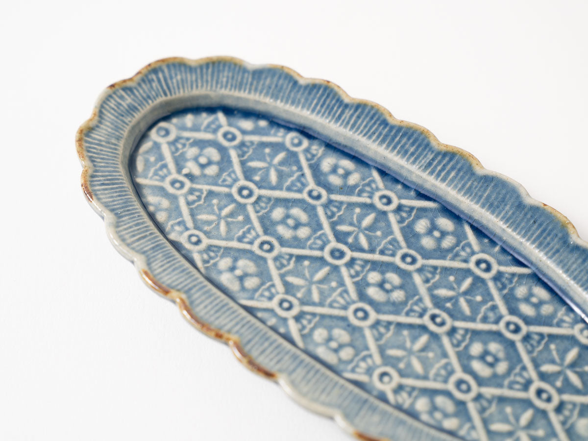 フリルリム吉祥紋オーバル小皿 青【山崎瞳】