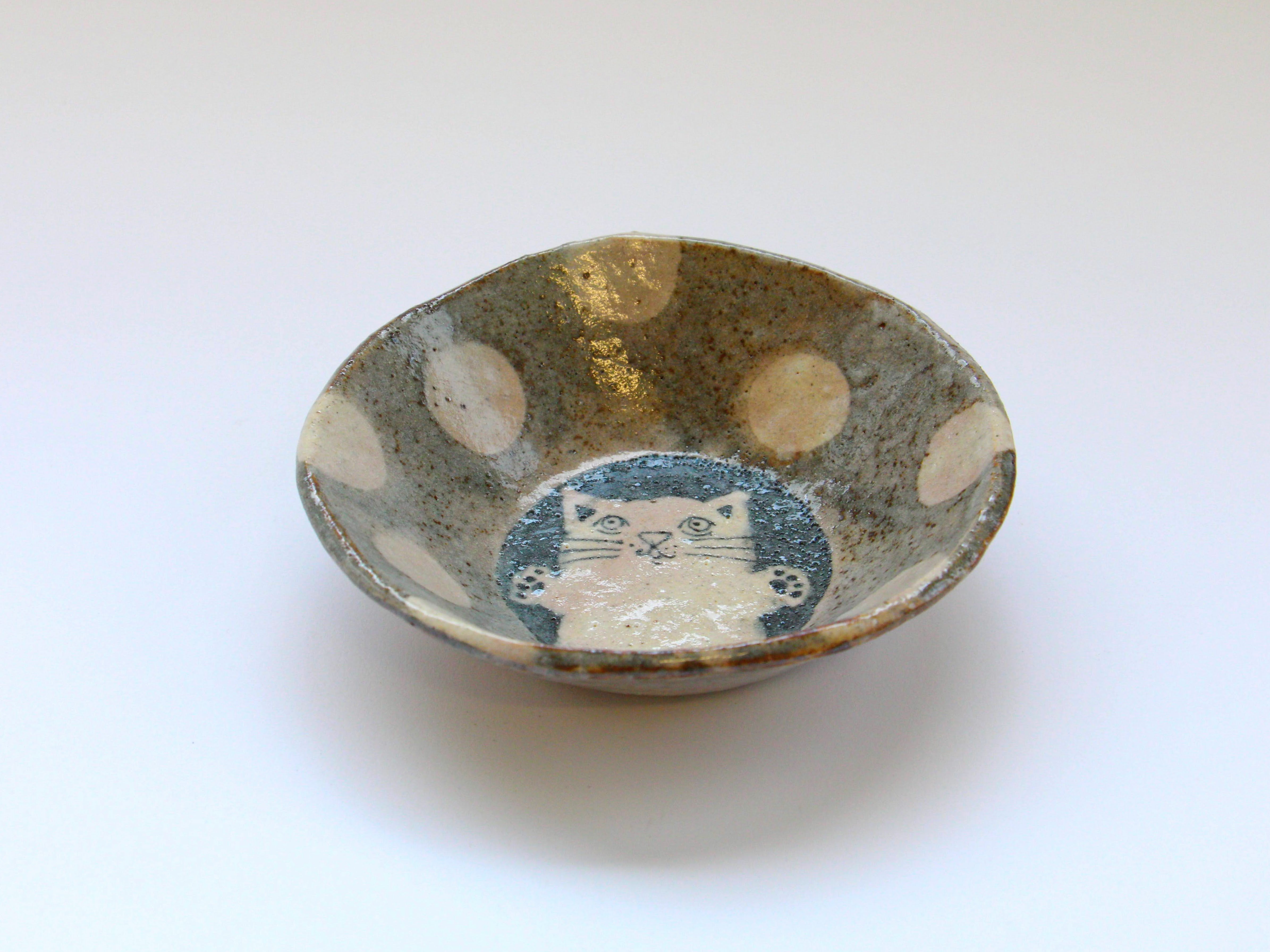 鼠志野ネコ水玉紋小鉢【佐藤大士】