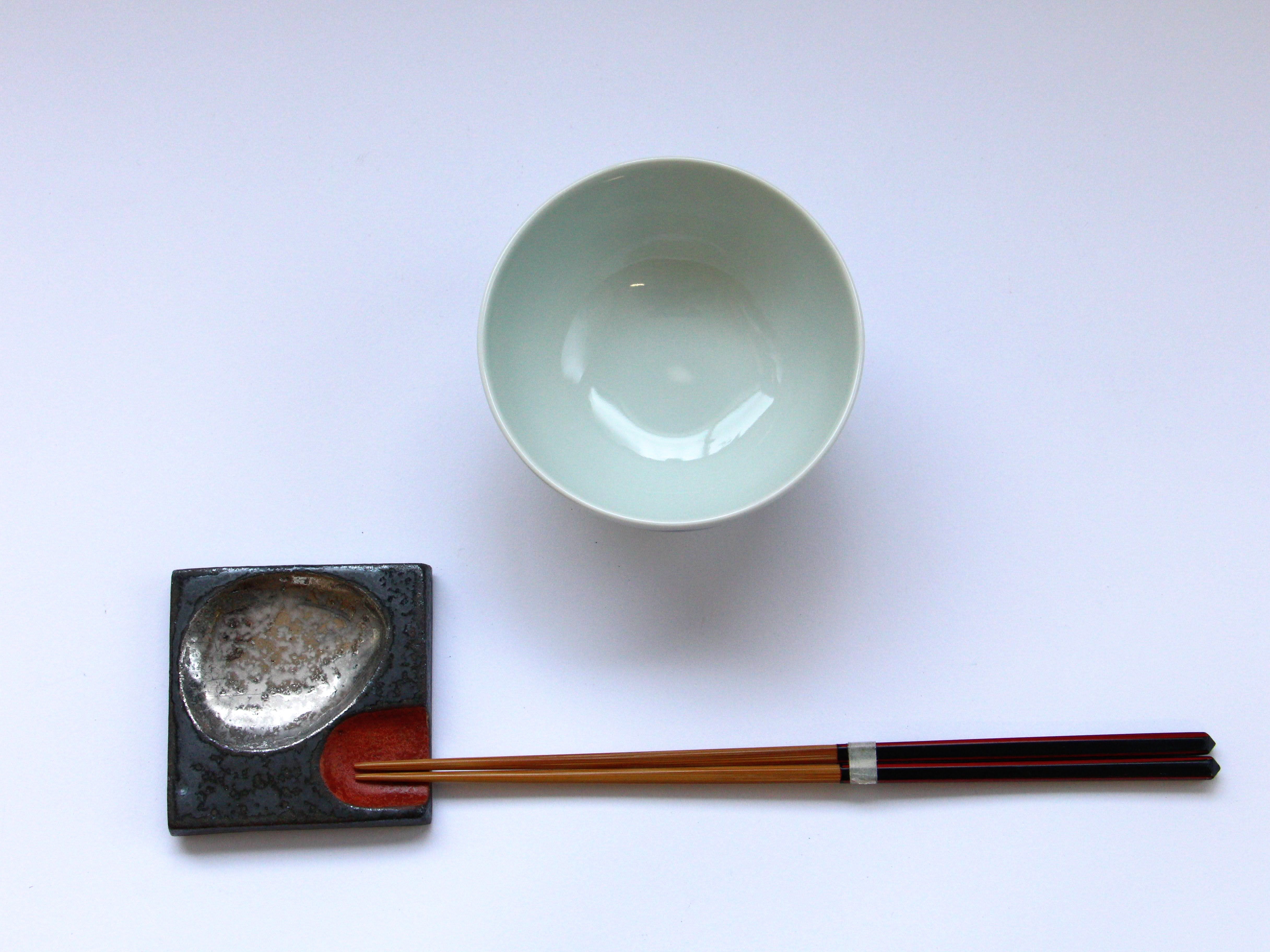 染付花つなぎ飯碗ミニ 青【皓洋窯】