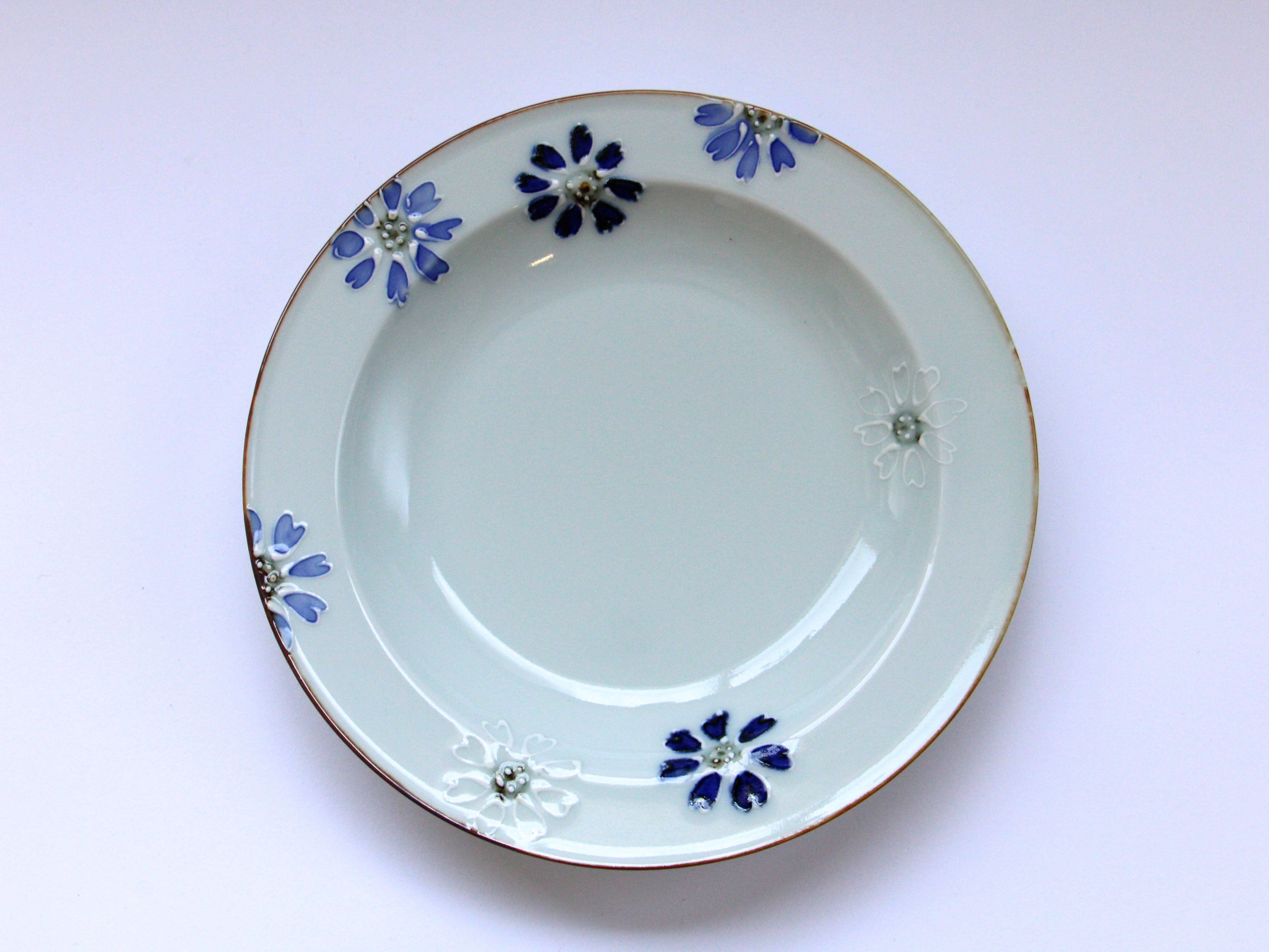 一珍小花ちらしリムプレート 大【徳七窯】