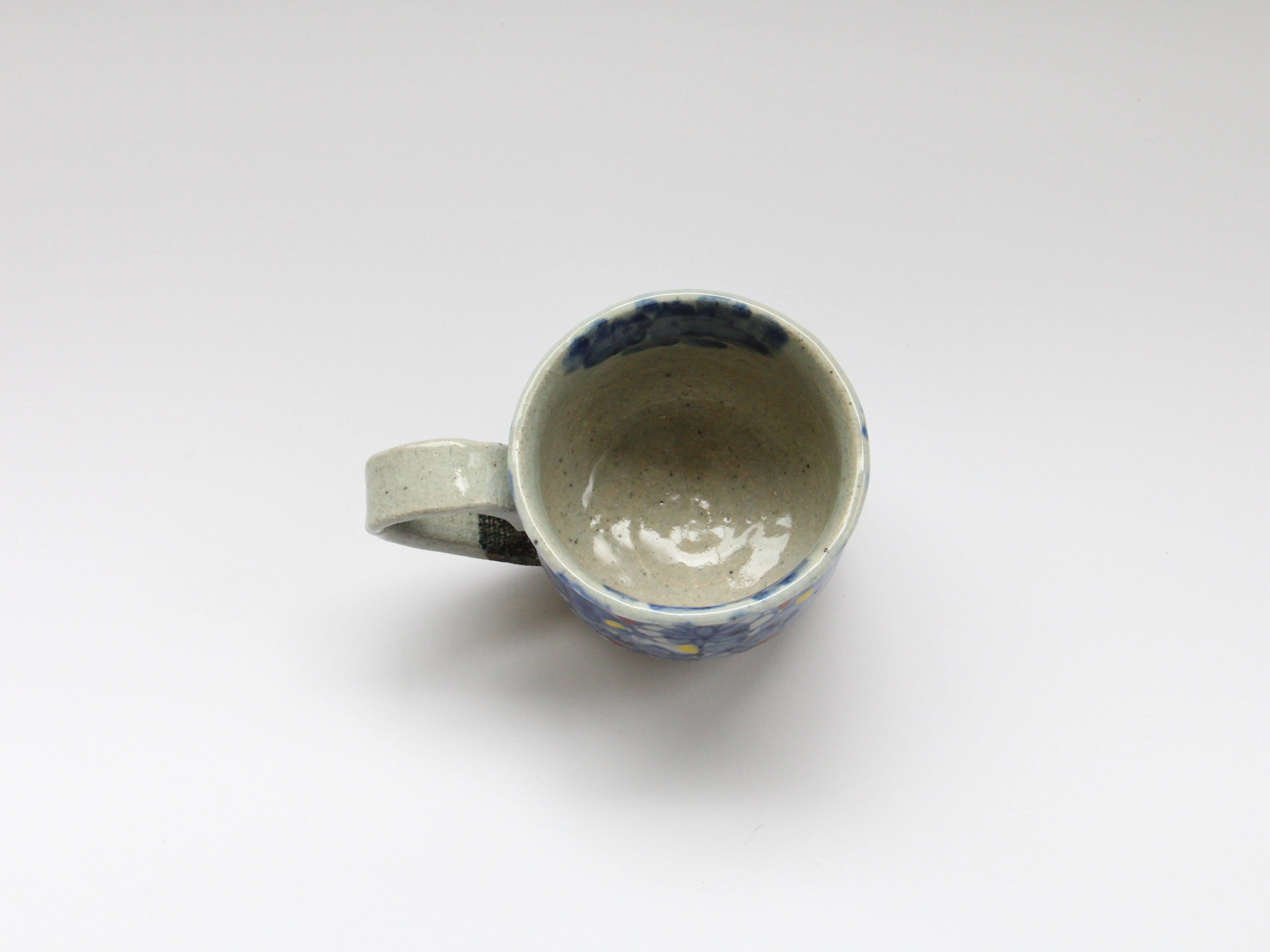 花唐草コーヒーカップ 赤【洸彩窯】