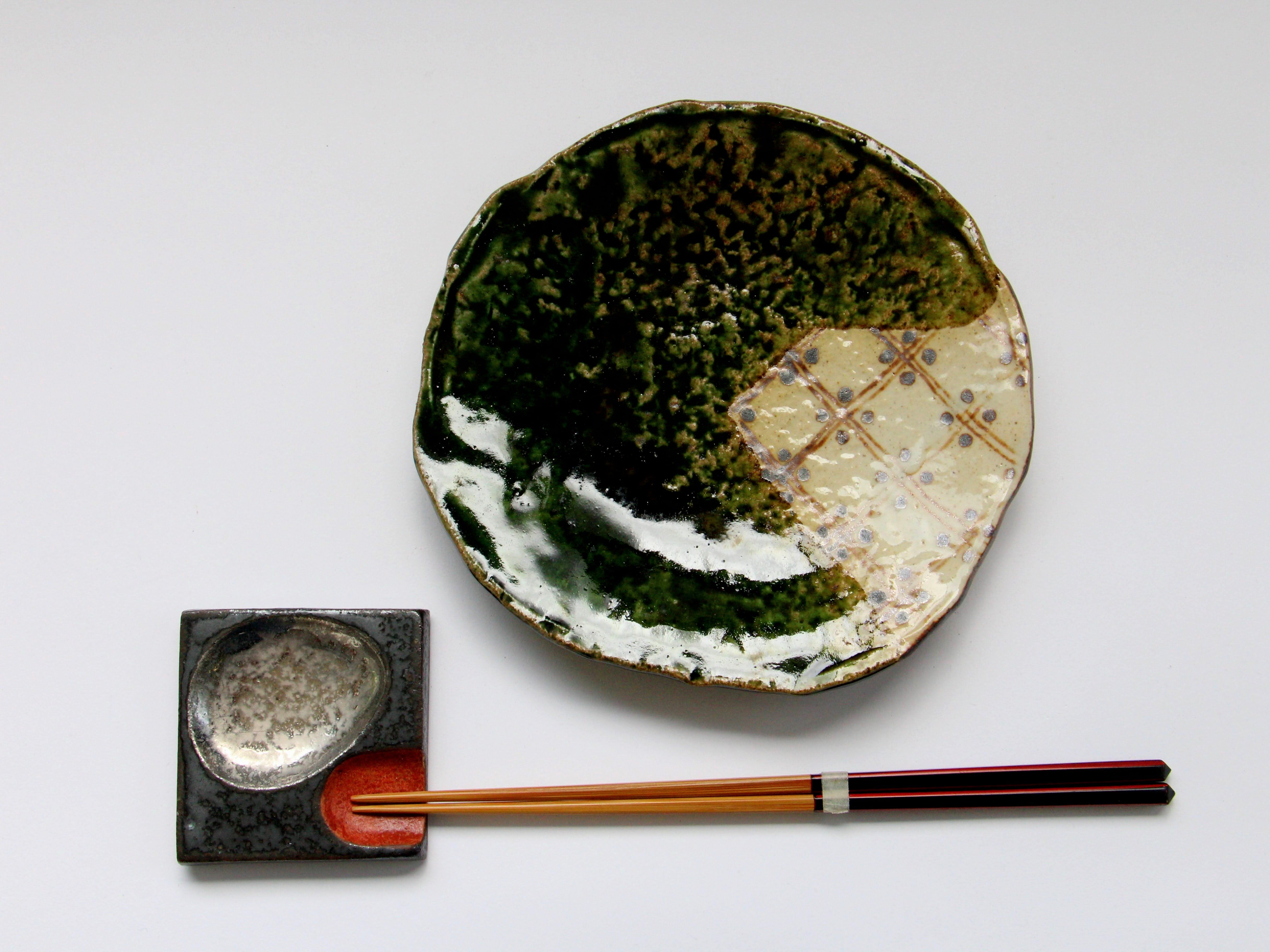 織部点格子5.5寸丸皿【君波延昌】