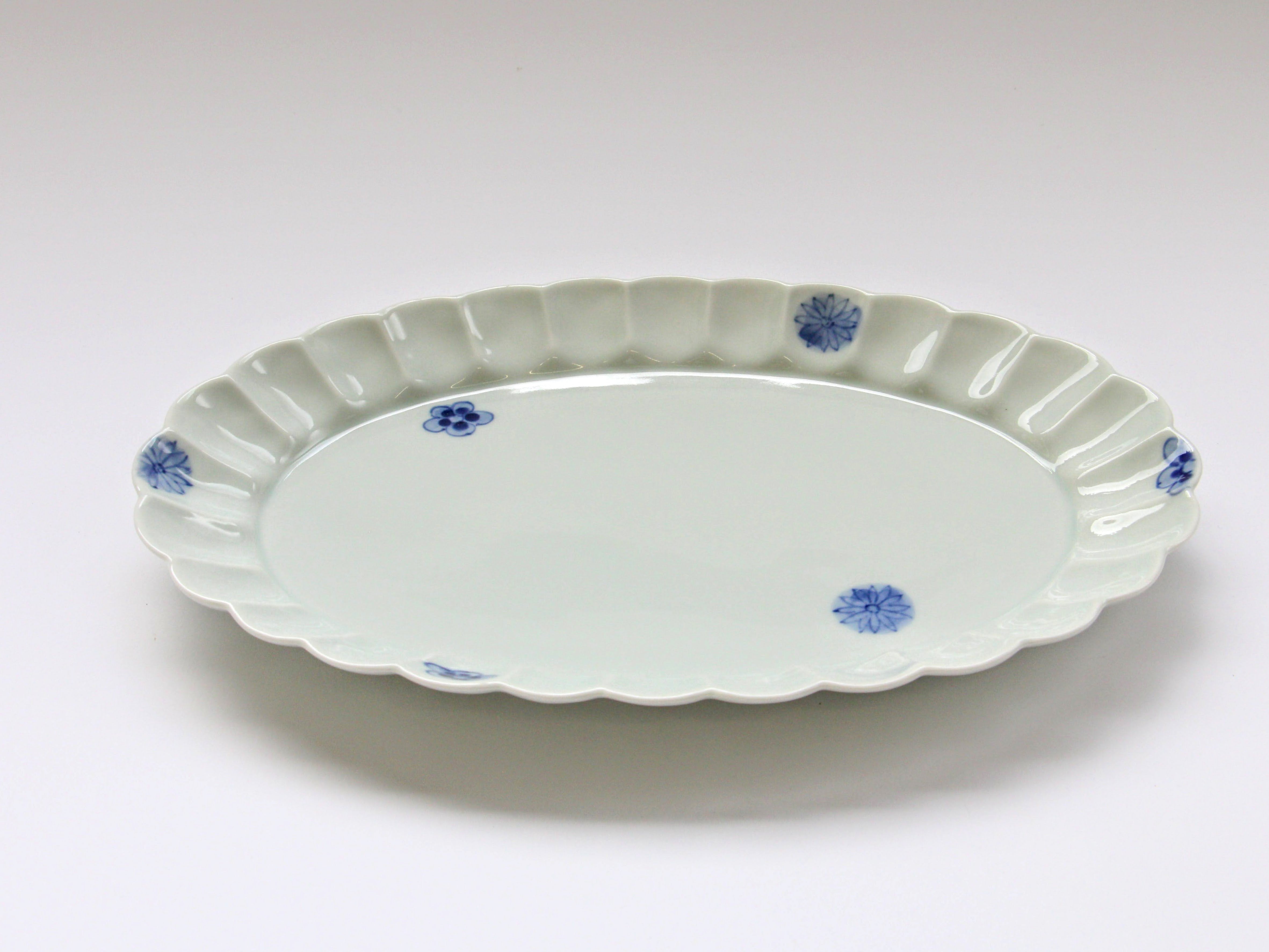 菊割オーバル皿 L 染付小花ちらし【皓洋窯】