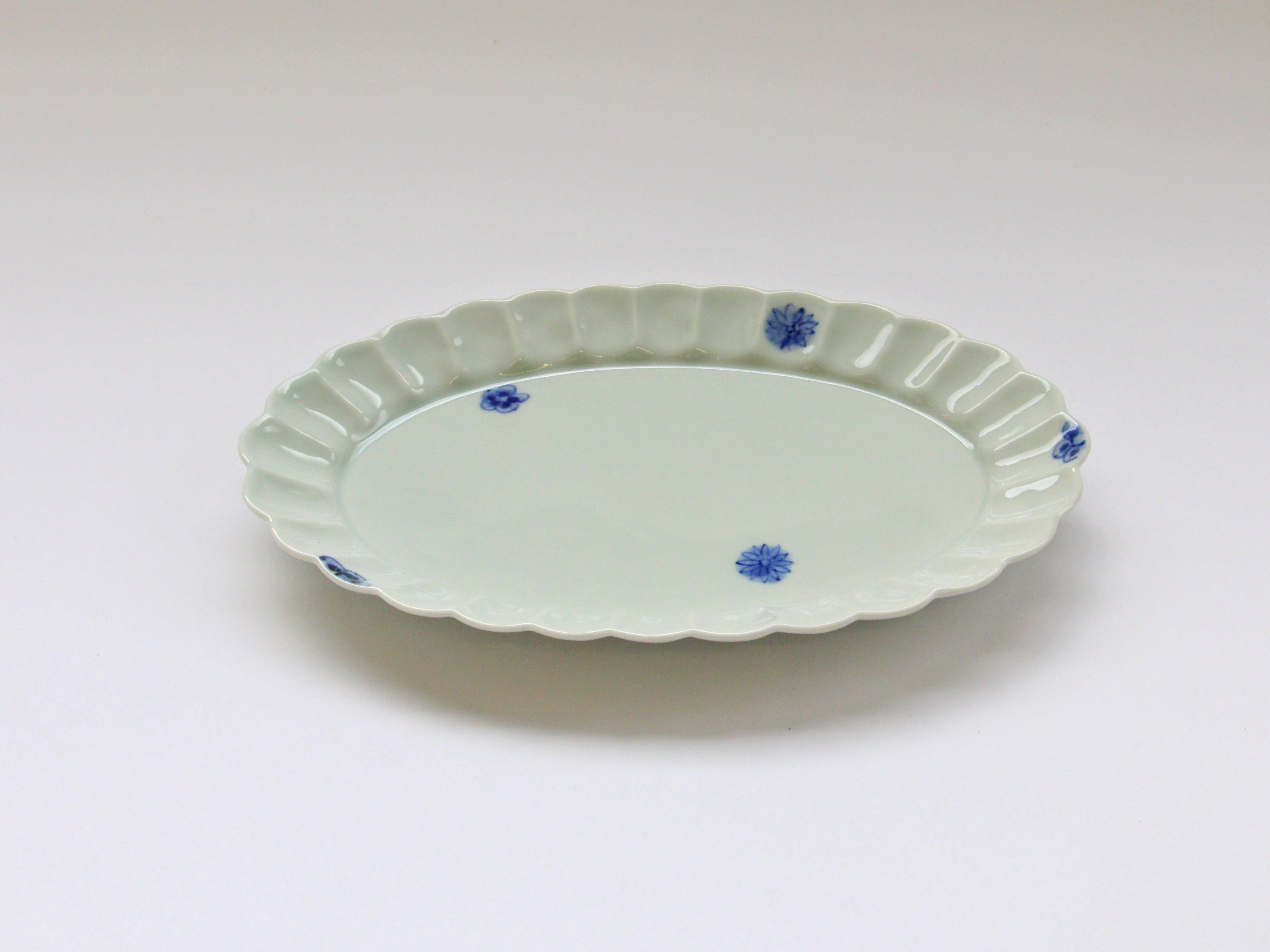 菊割オーバル皿 M 染付小花ちらし【皓洋窯】