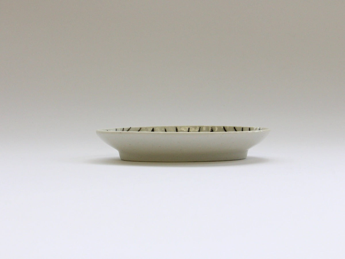 梨地彫り幾何紋楕円長小皿【田森陶園】