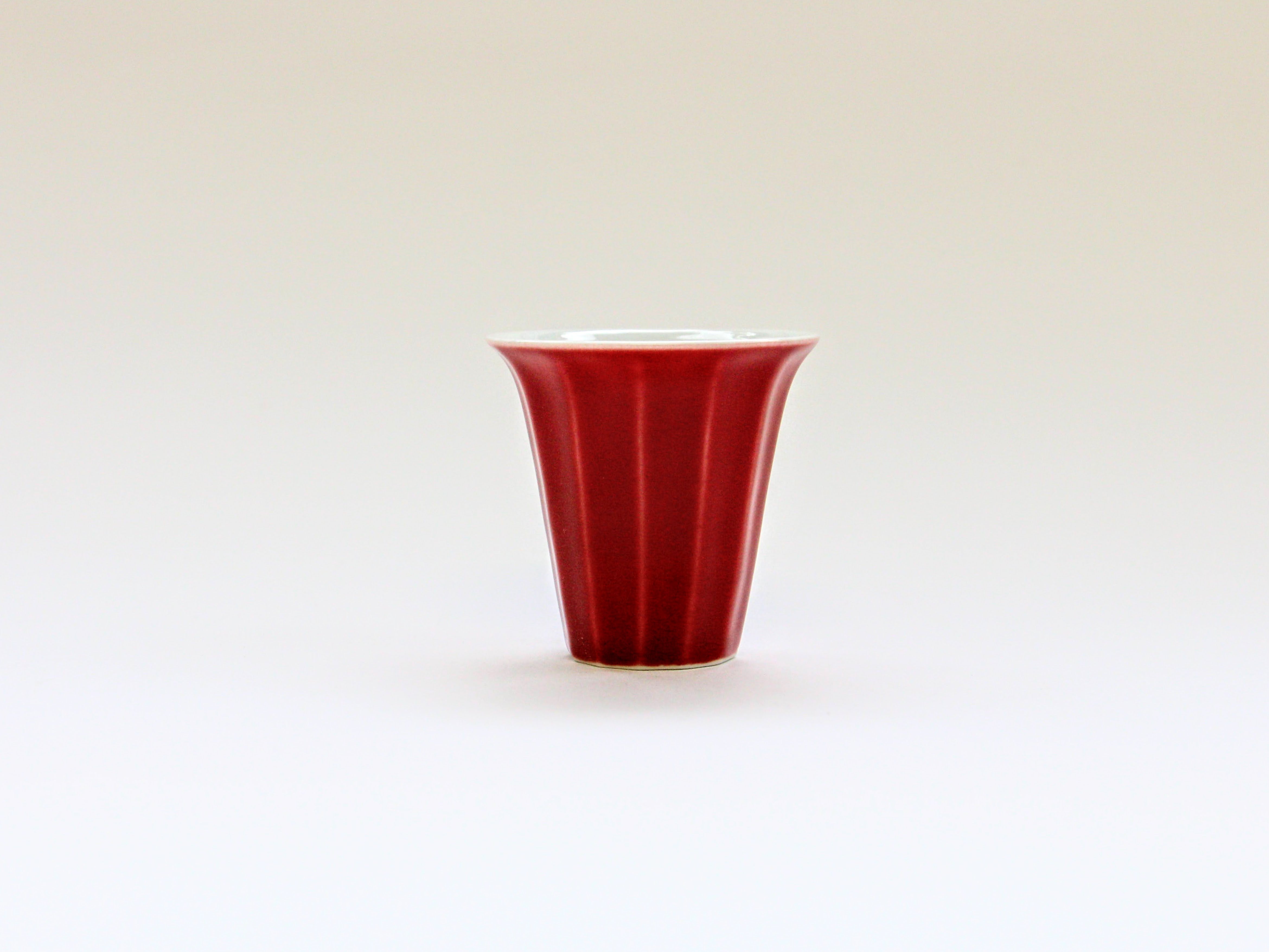面取ラッパぐい呑 赤釉【聖陶苑】