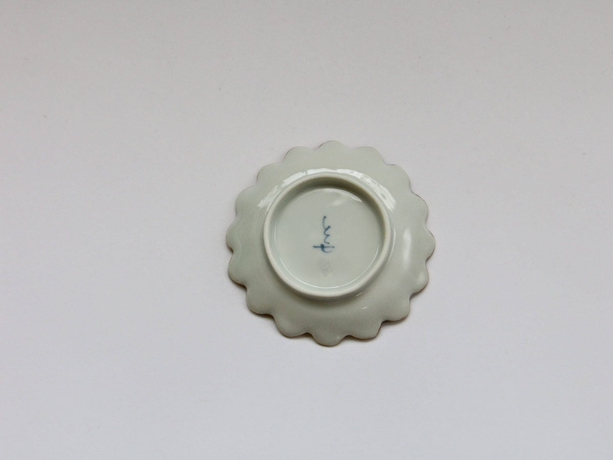 つる花唐草花型手塩皿 赤【徳七窯】