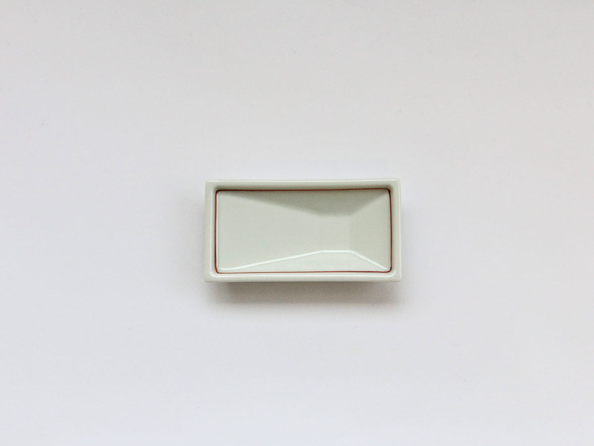 内赤線角菱皿 小【伝平窯】