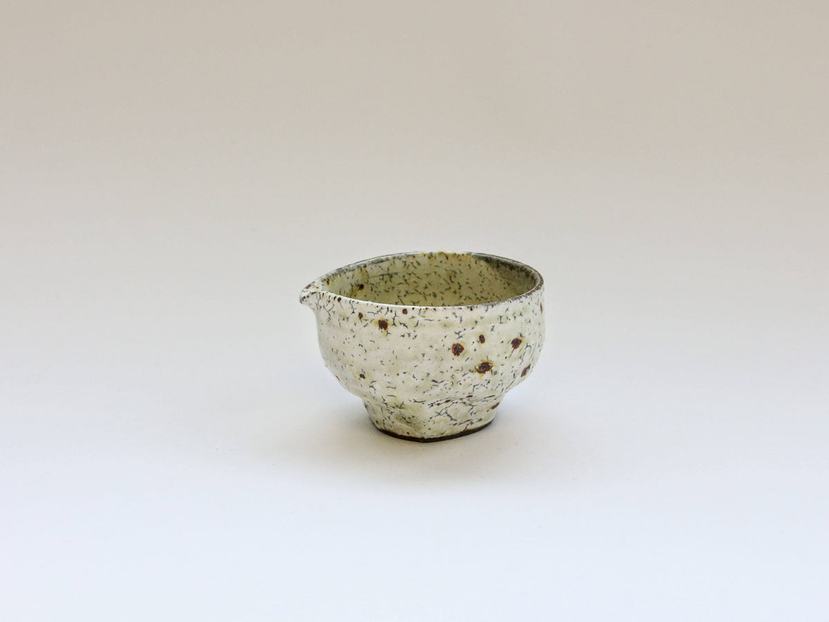 ビードロ粉引片口豆鉢【山本一仁】