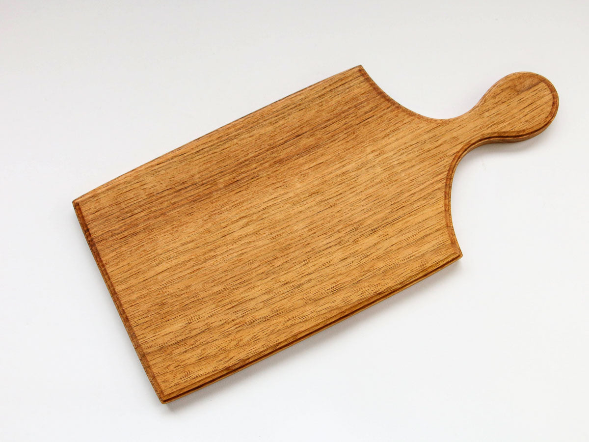 クルミのカッティングボード 中 【田口慎介】
