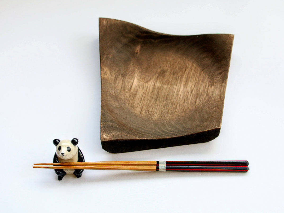 クルミの菱型皿 黒 大【田口慎介】