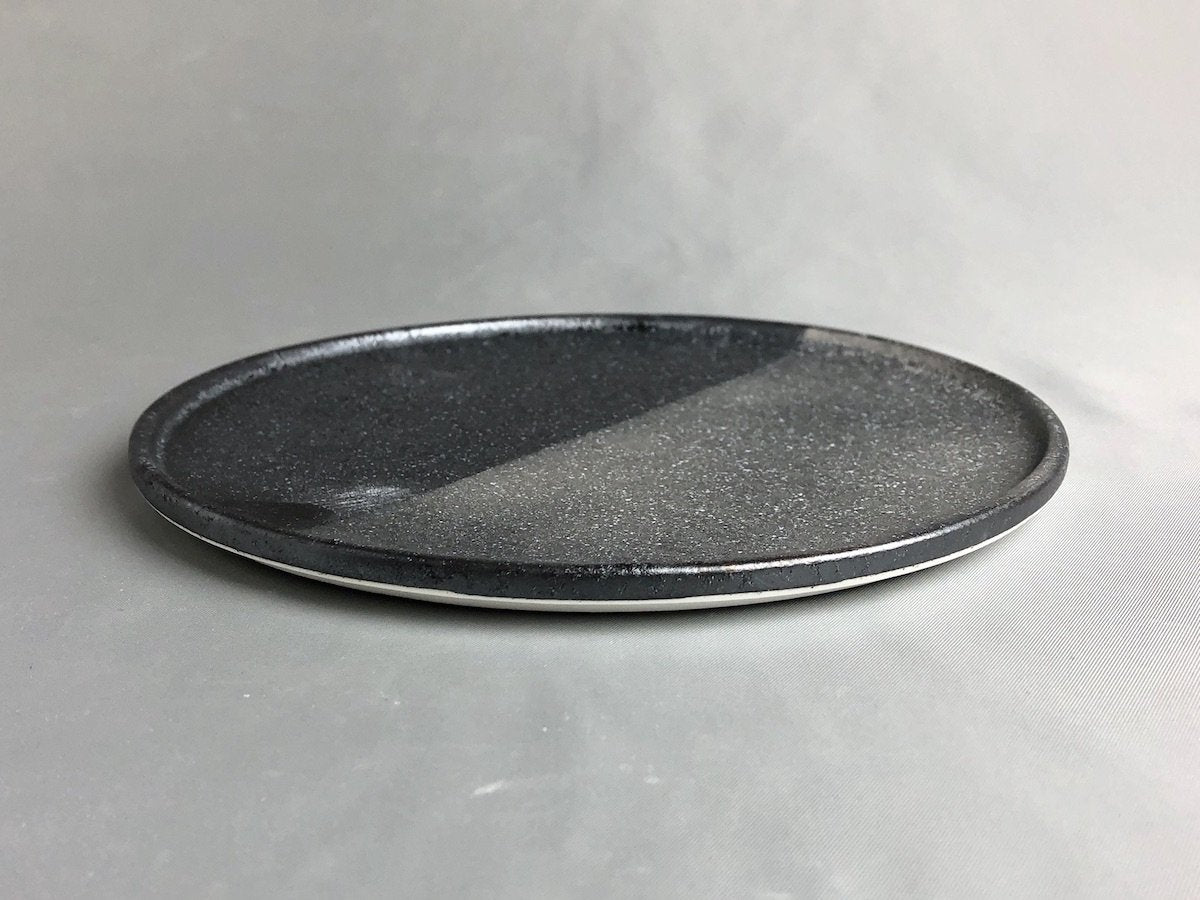 晶半銀塗18cm渕付丸皿【陶悦窯】