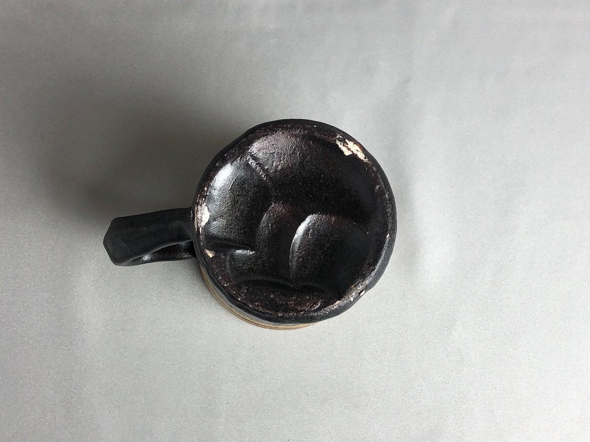 黒釉線刻ドット筒マグ【山本一仁】