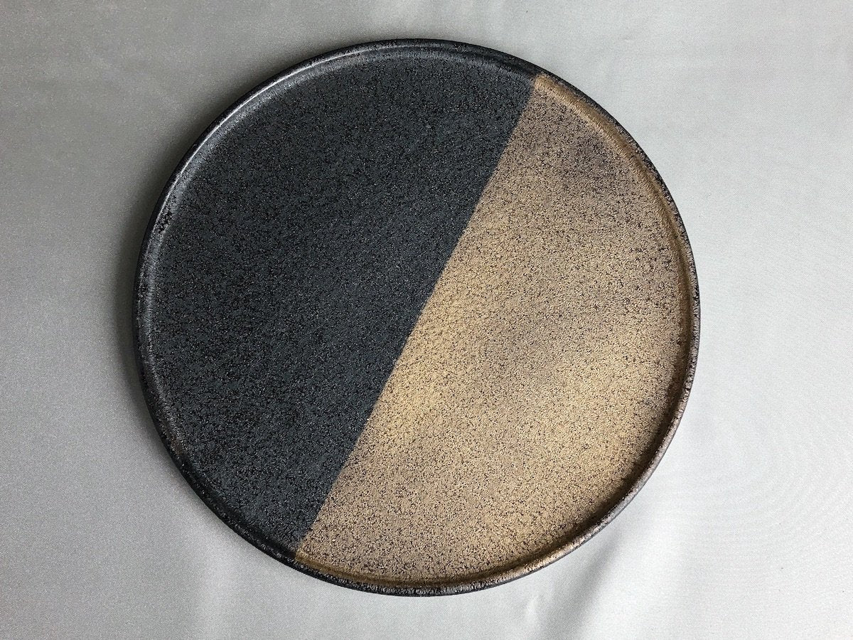 晶半金塗22cm渕付丸皿【陶悦窯】