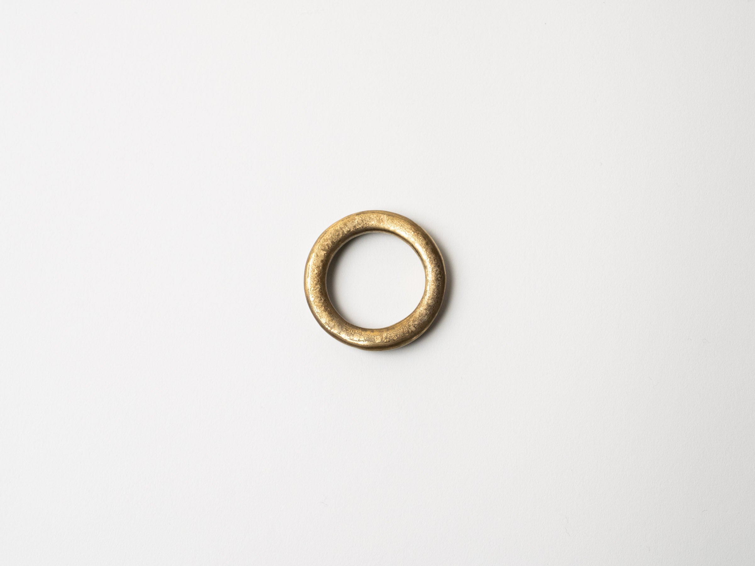 黒柚子金塗り丸紋箸置【陶悦窯】