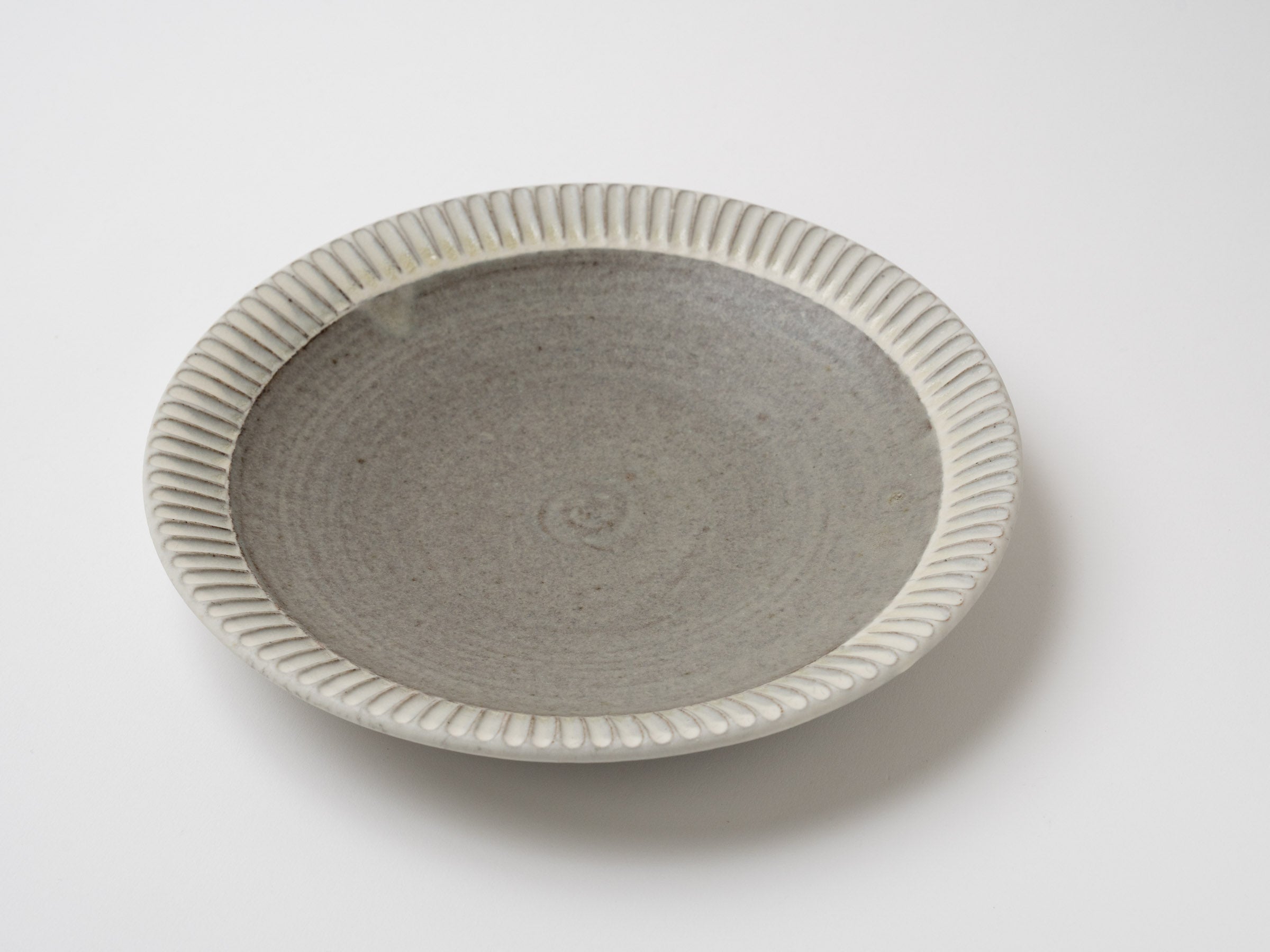 白鎬8寸皿【長嶺憲幸】