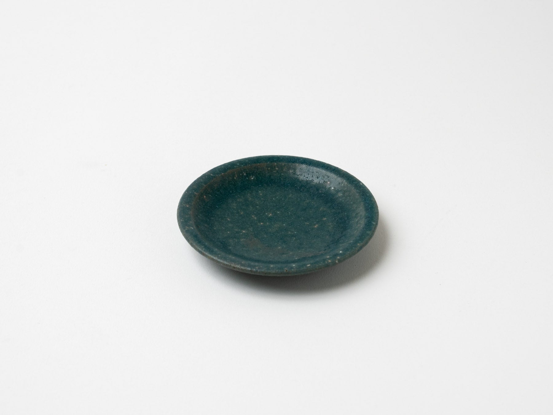 錆緑豆皿【文山香菜江】