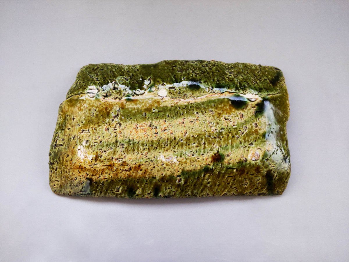 織部丸紋ストライプ焼物皿【山本一仁】