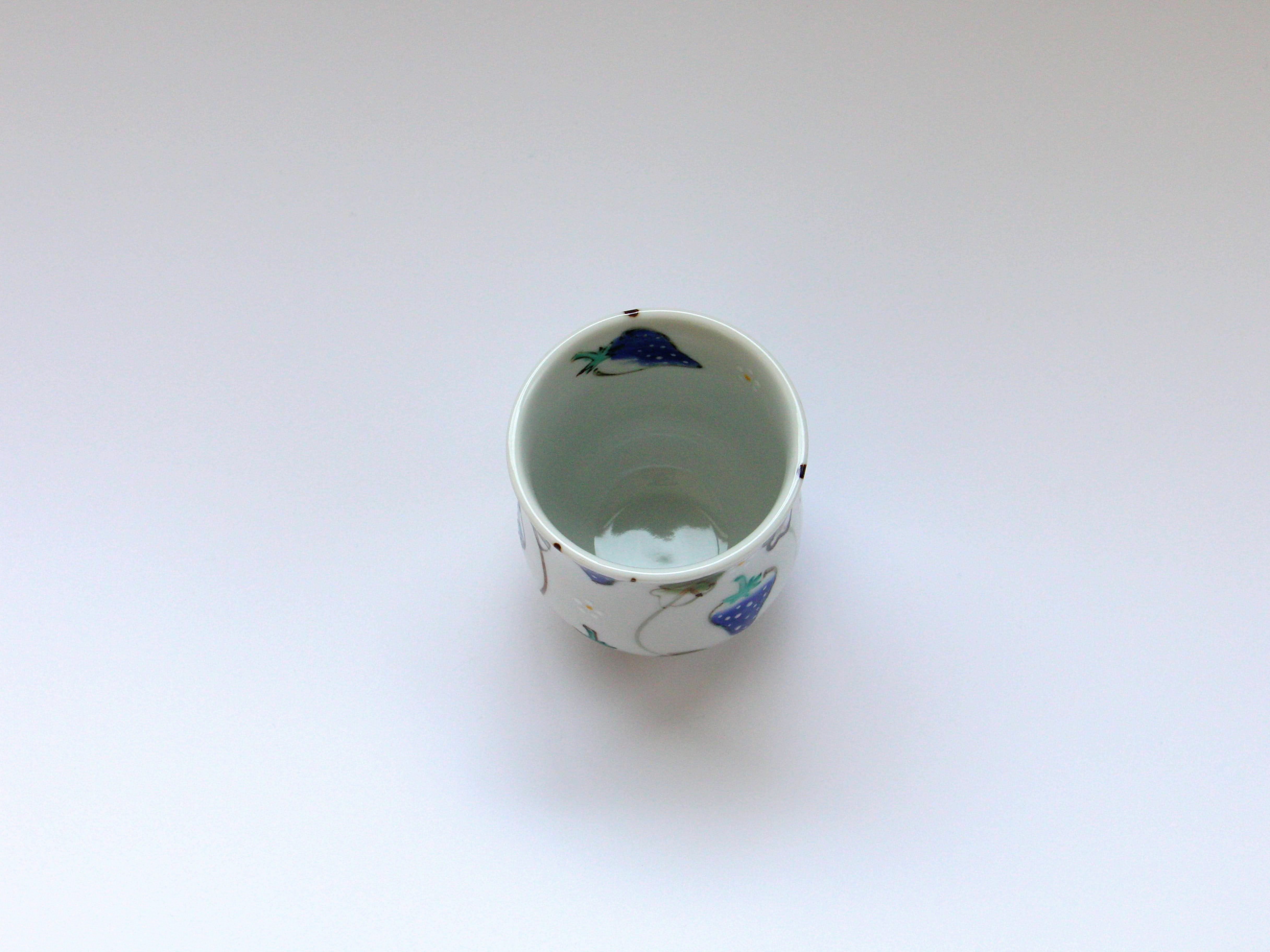 水彩苺湯呑 大【徳七窯】