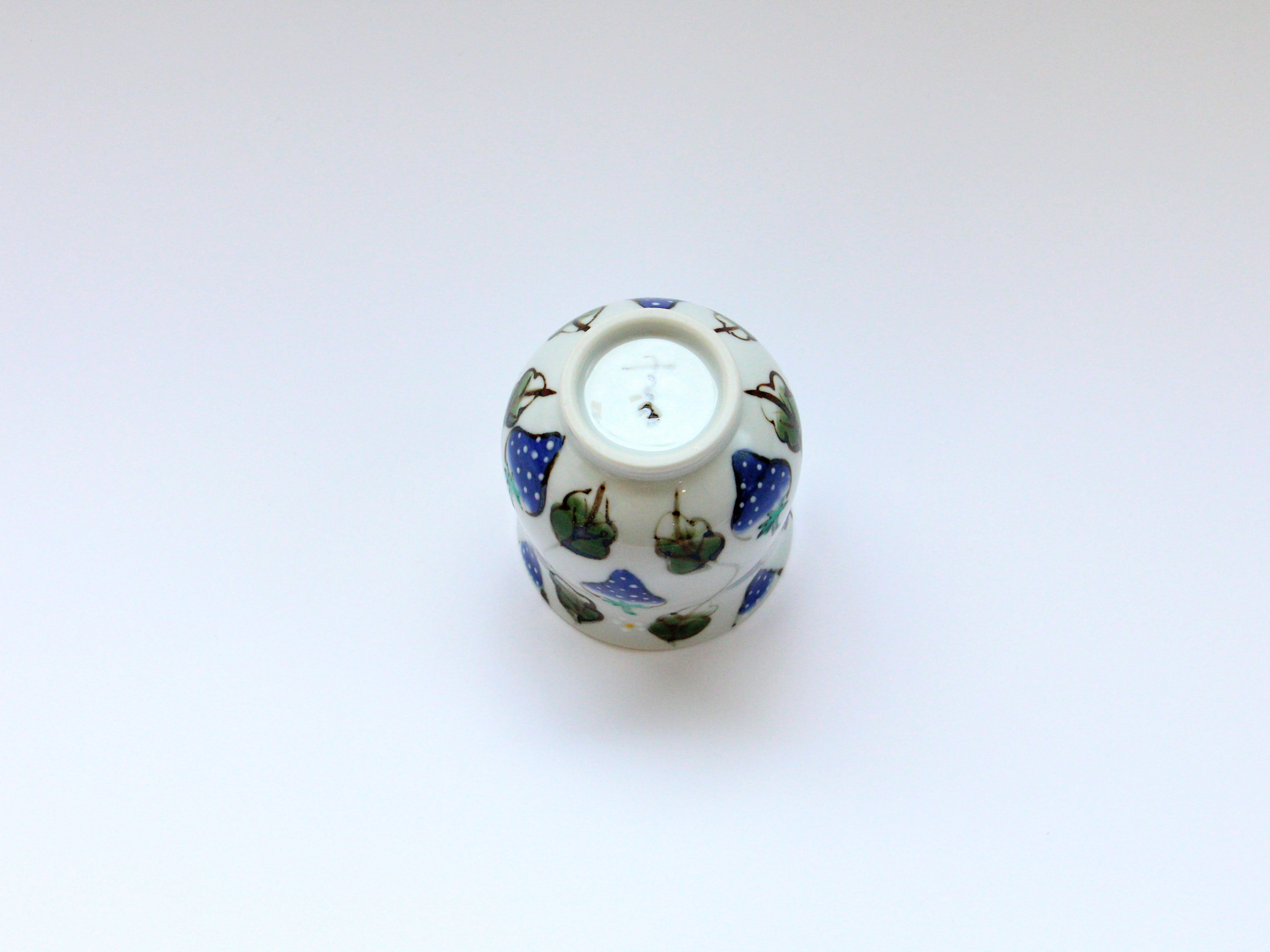 水彩苺湯呑 大【徳七窯】