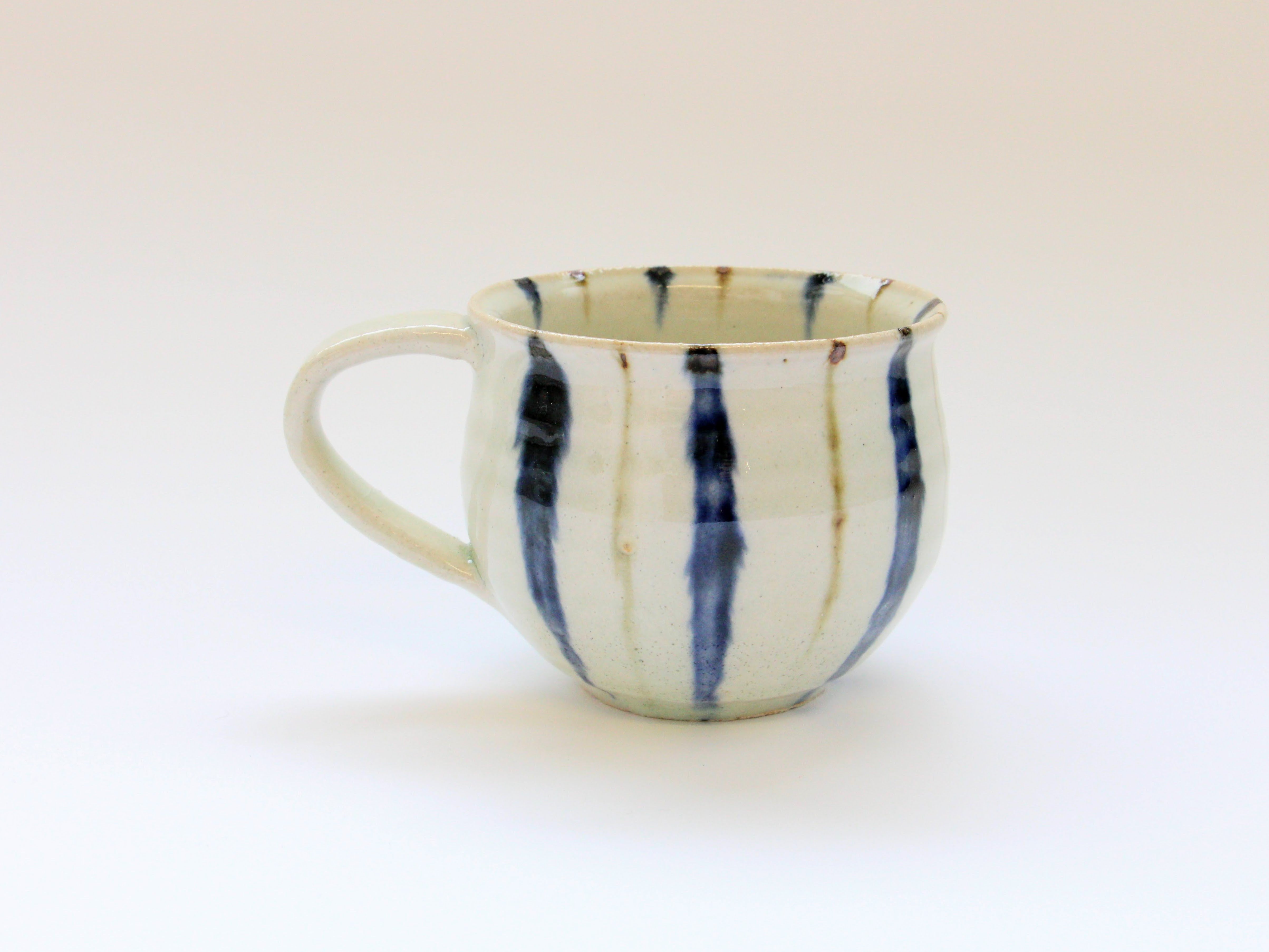 錆安南十草マグカップ【南窯】