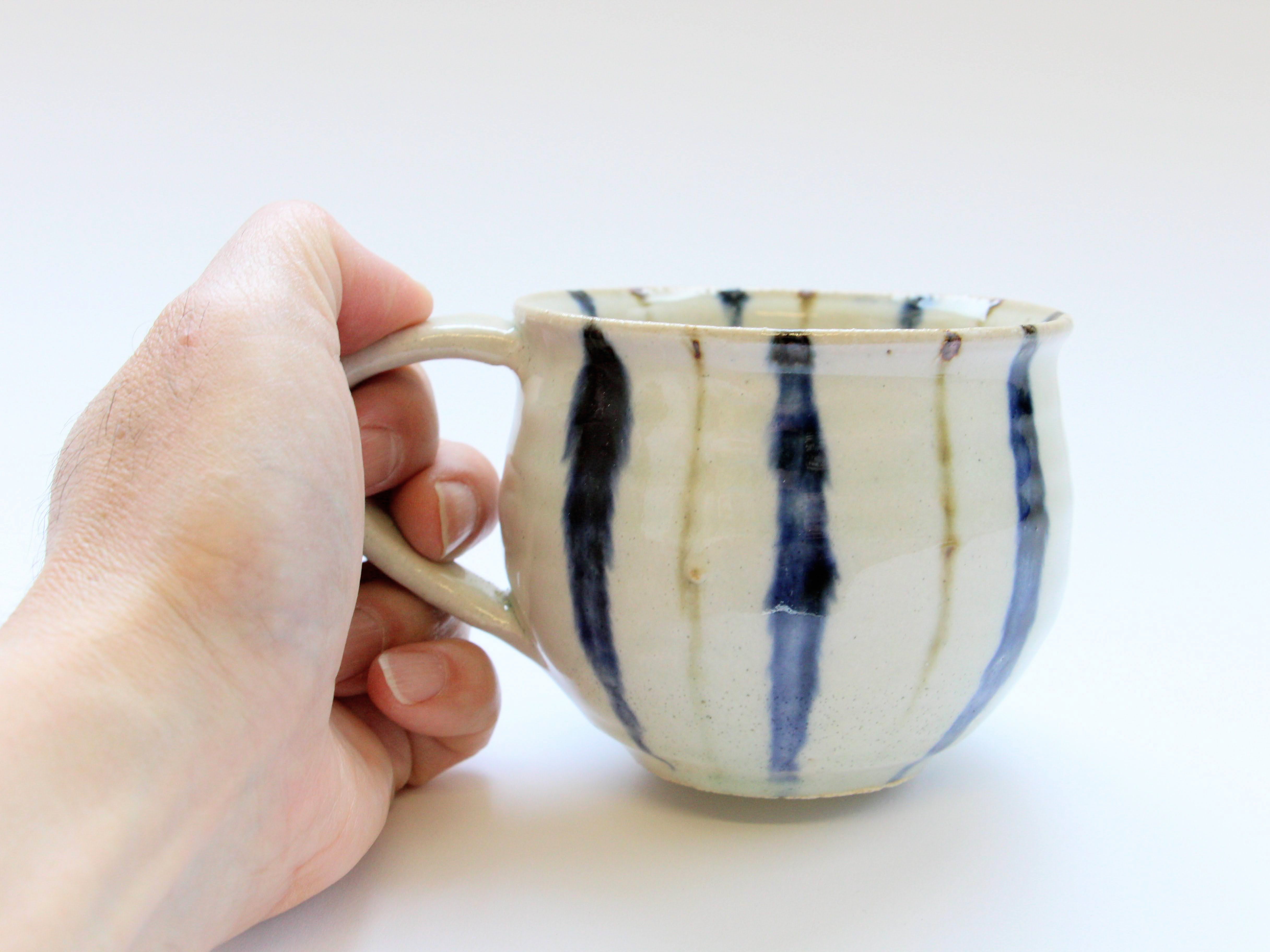 錆安南十草マグカップ【南窯】