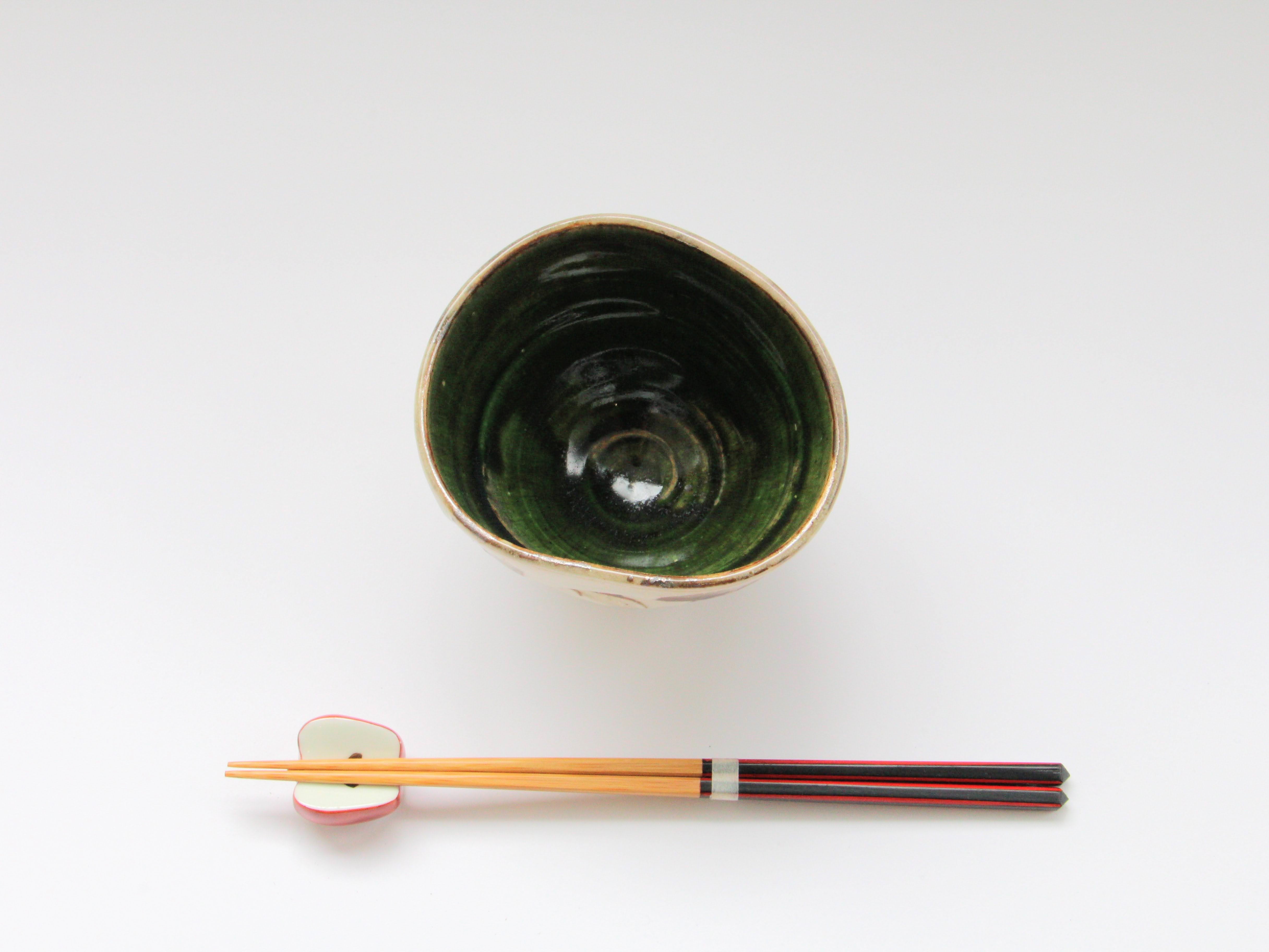 内織部椿紋変形大汲出【君波延昌】