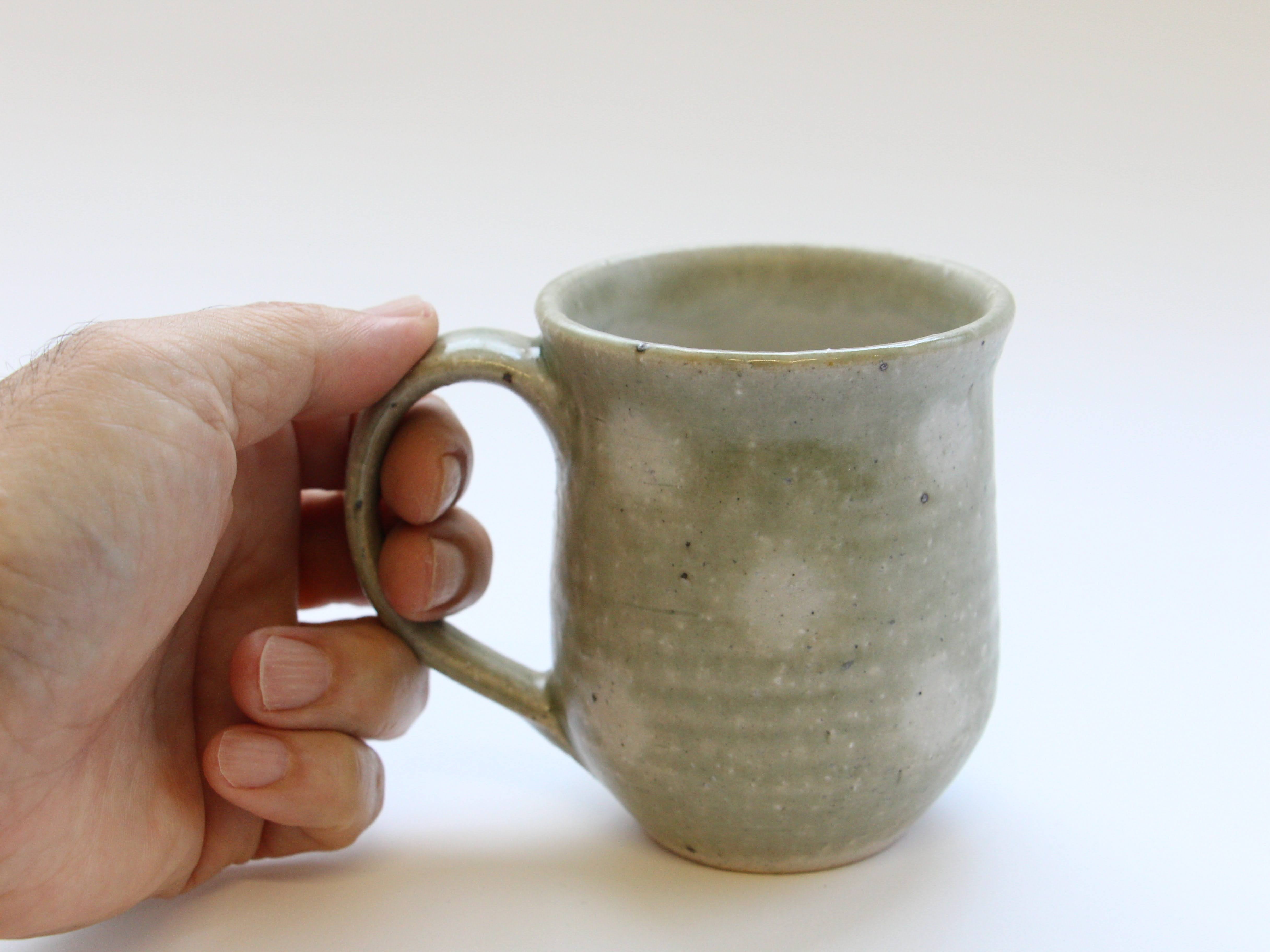 灰釉ドットマグカップ【大友辰雄】