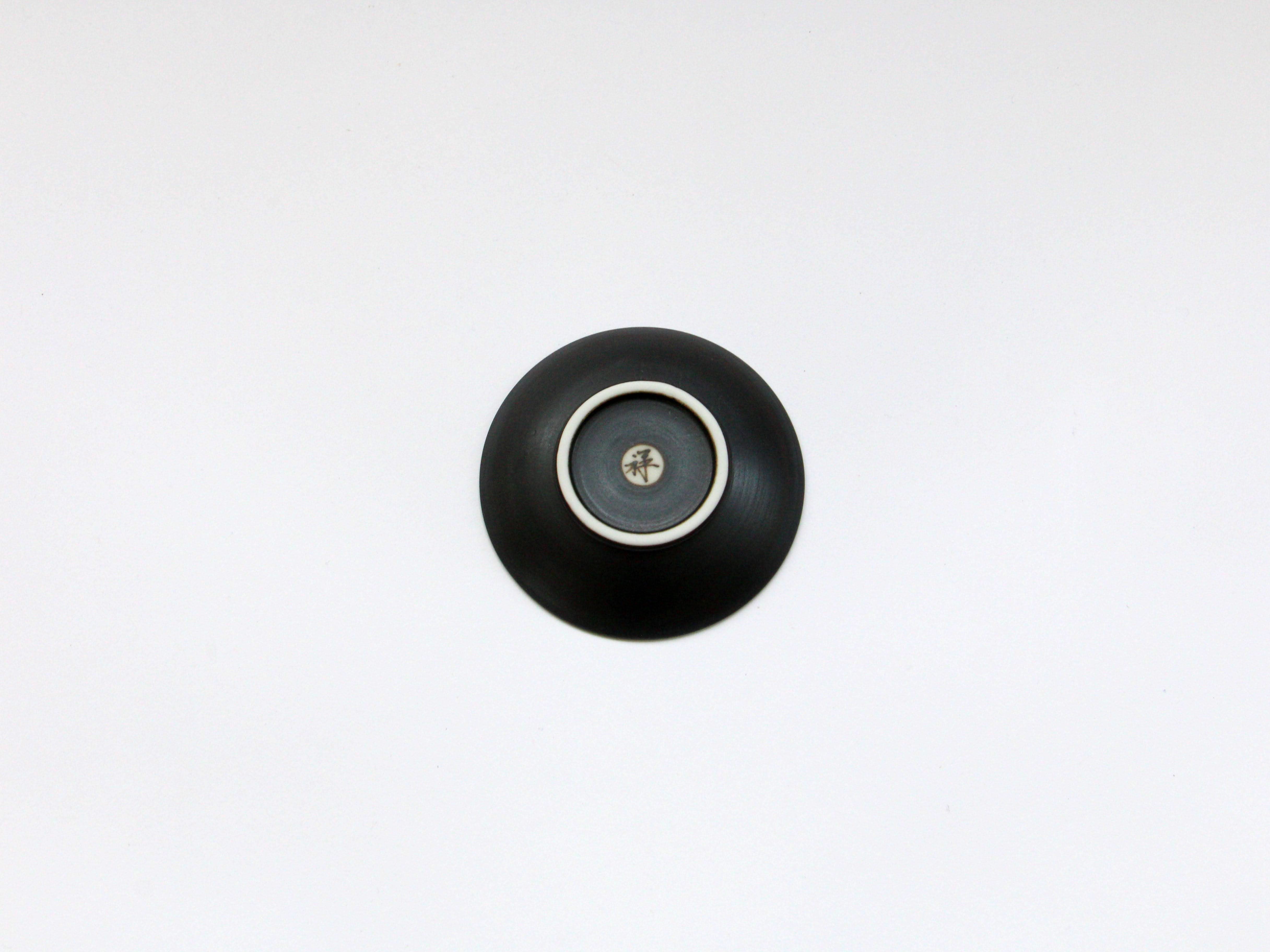 黒陶彫(和)2.5寸皿 ウメ【田森陶園】