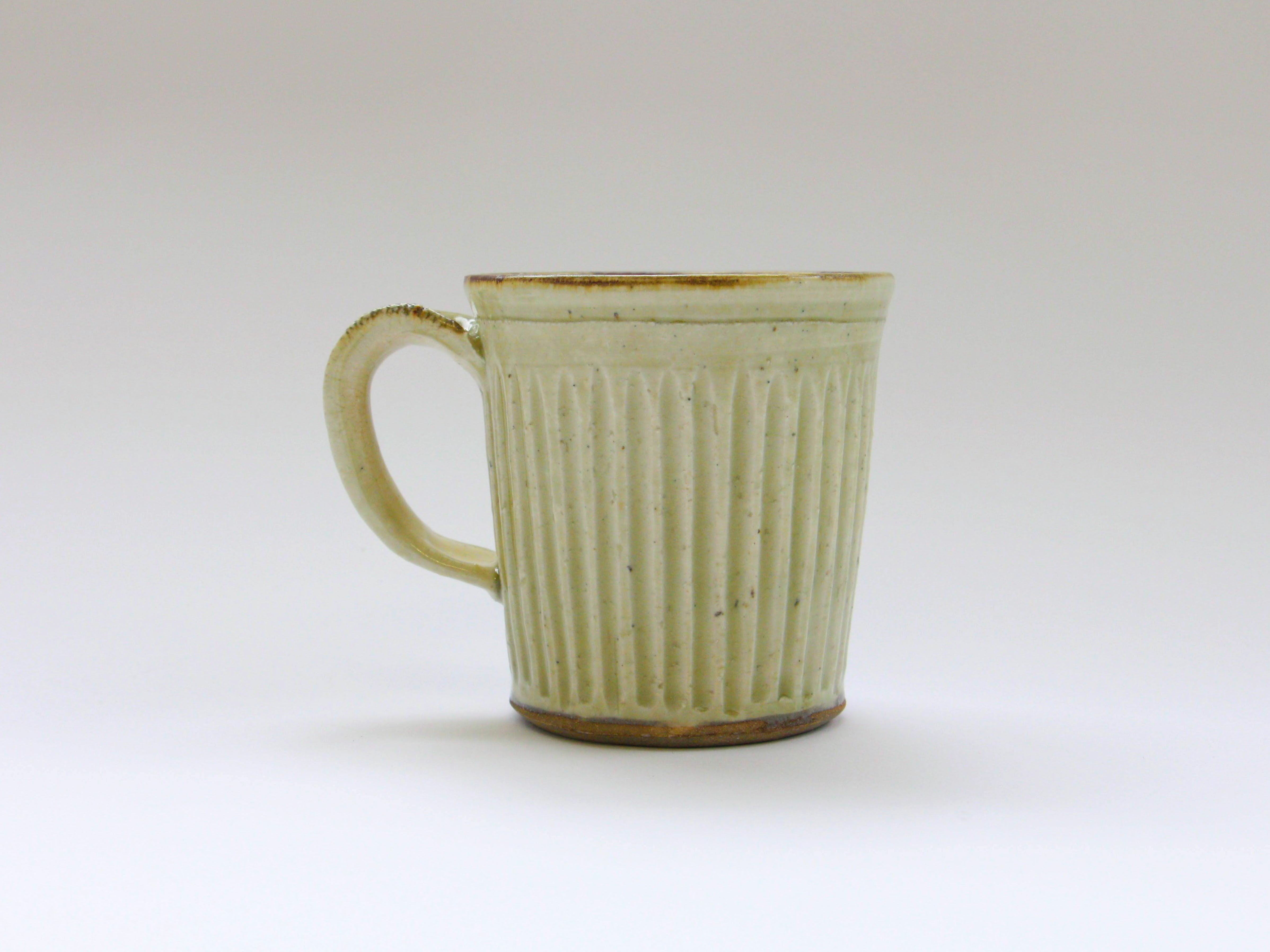 灰釉しのぎマグ【加藤淳】