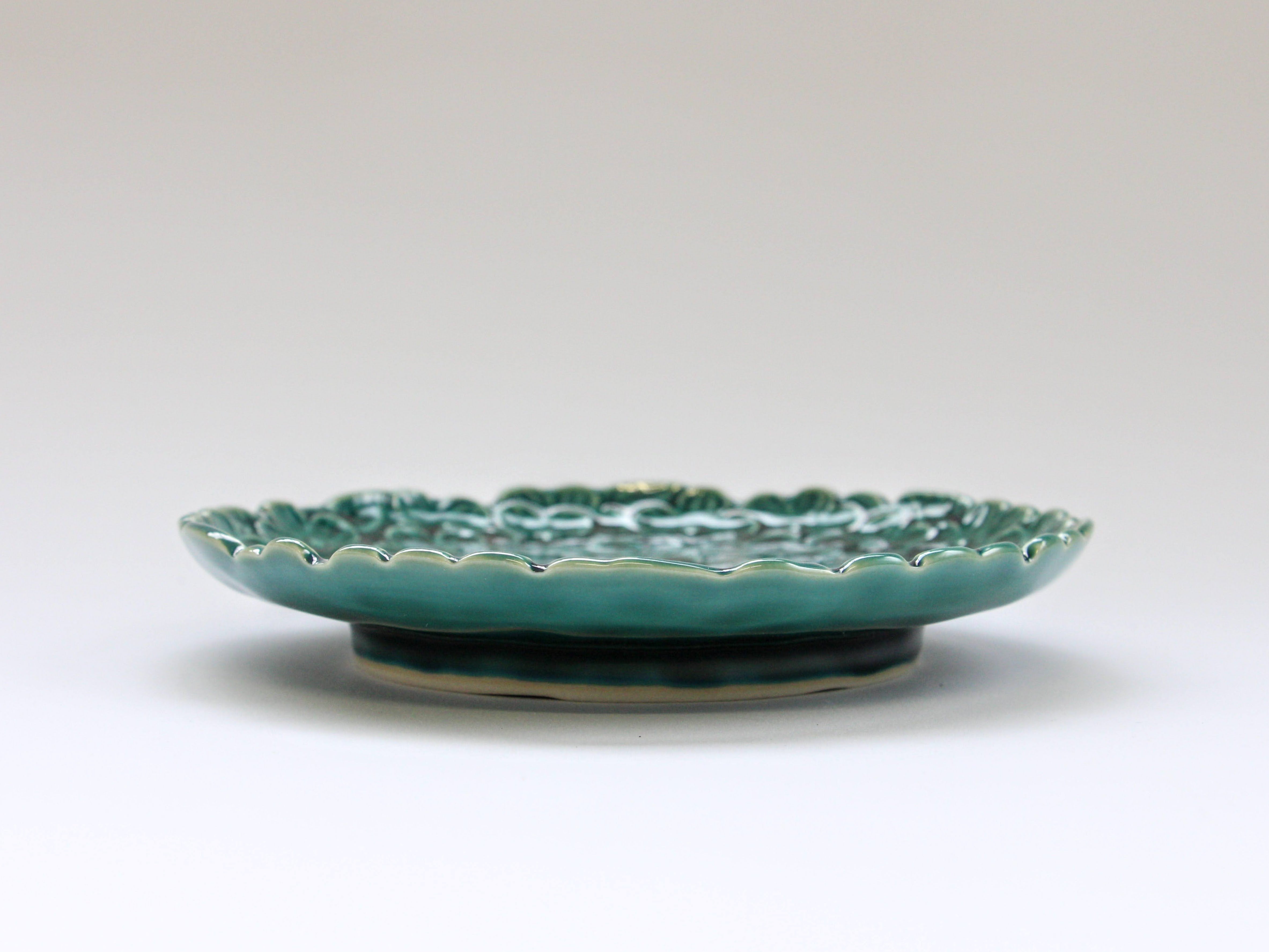 濃緑釉花ちらしフルーツ皿【梶謙製磁】