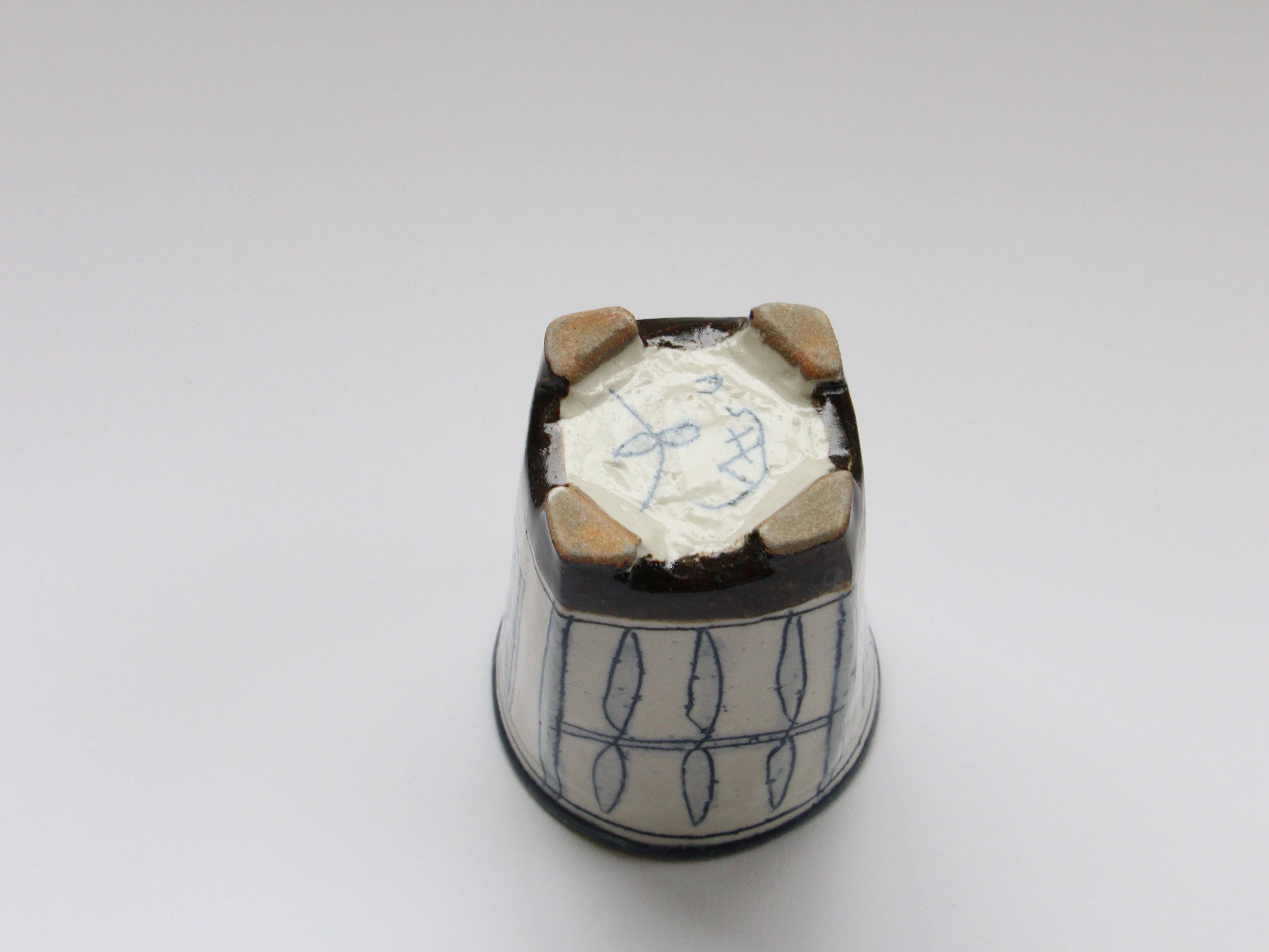 四つ足カップ 青 魚と鳥【加藤淳】