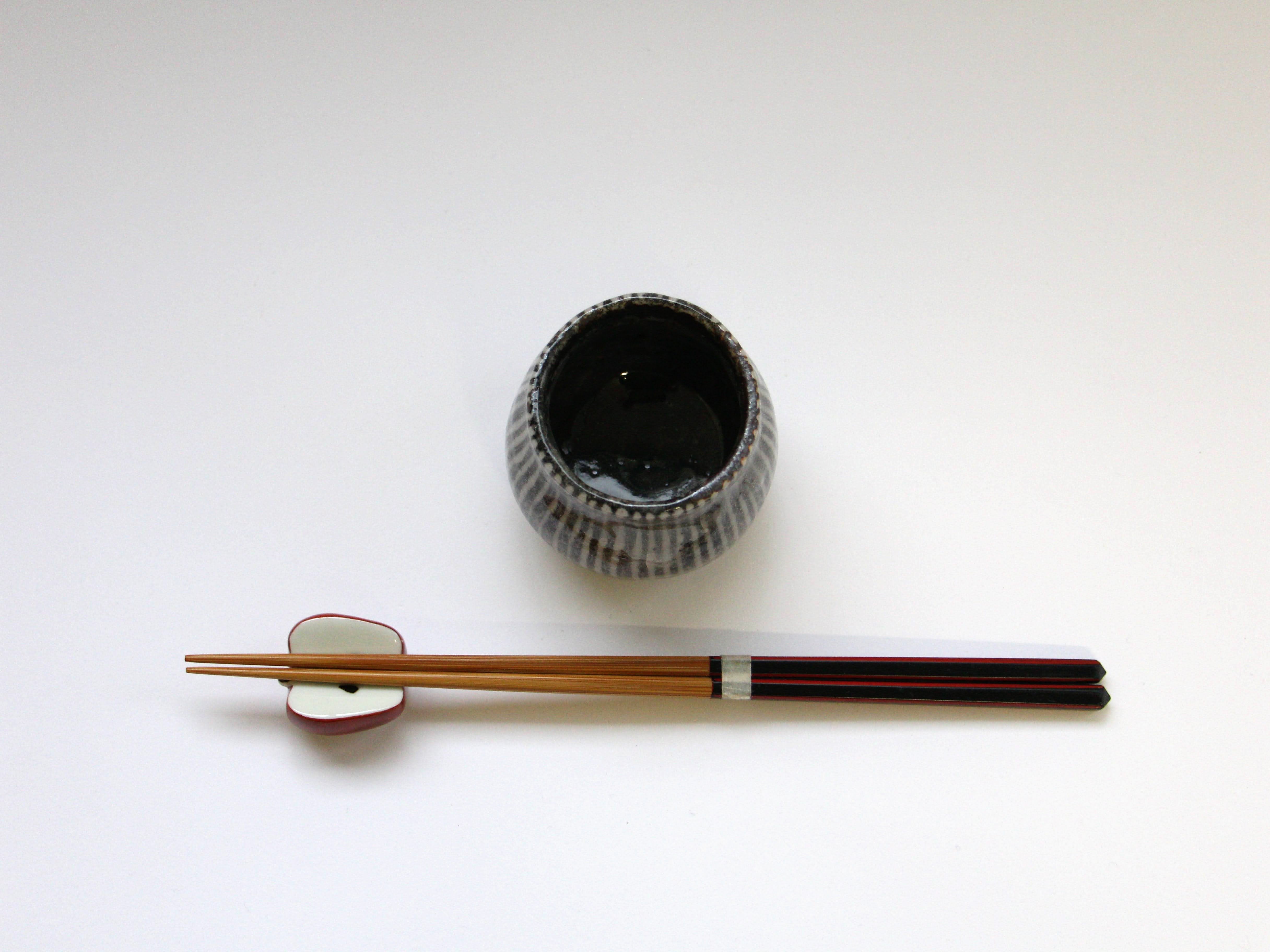 鼠志野十草ツボツボ【三浦繁久】