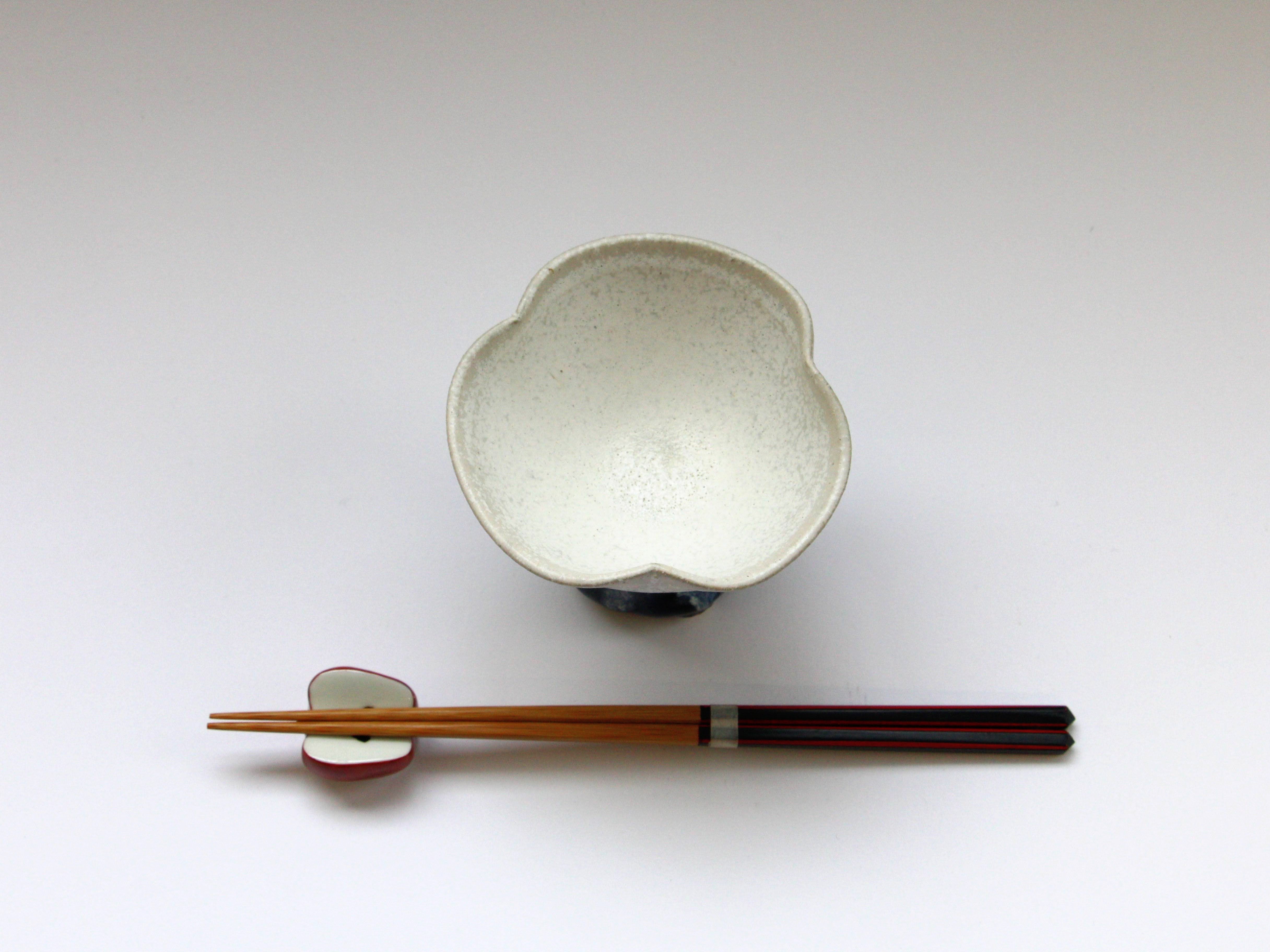 紺碧釉白マット輪花高台小鉢【山本一仁】