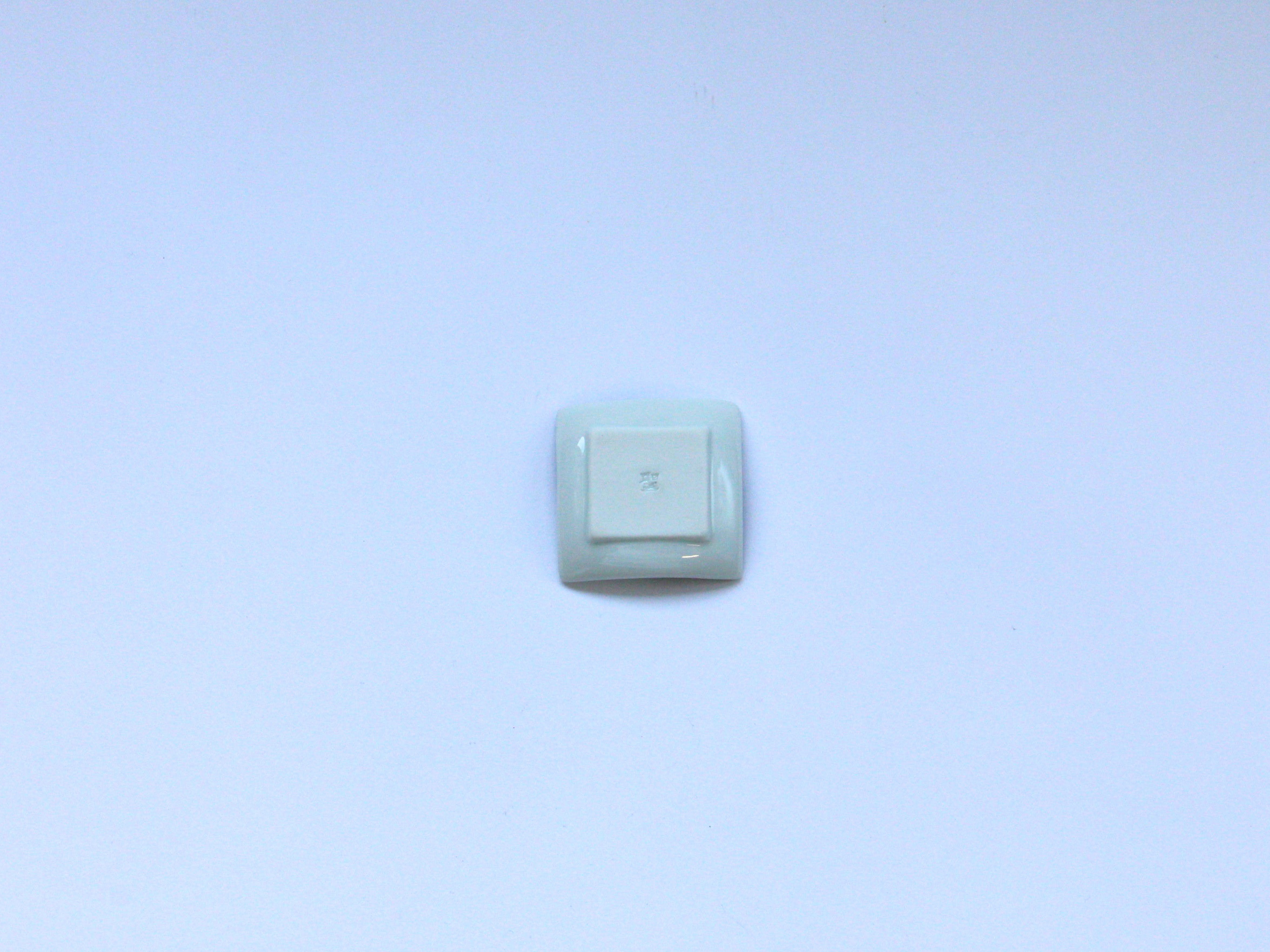 市松柄反正角 小 白銀【聖陶苑】