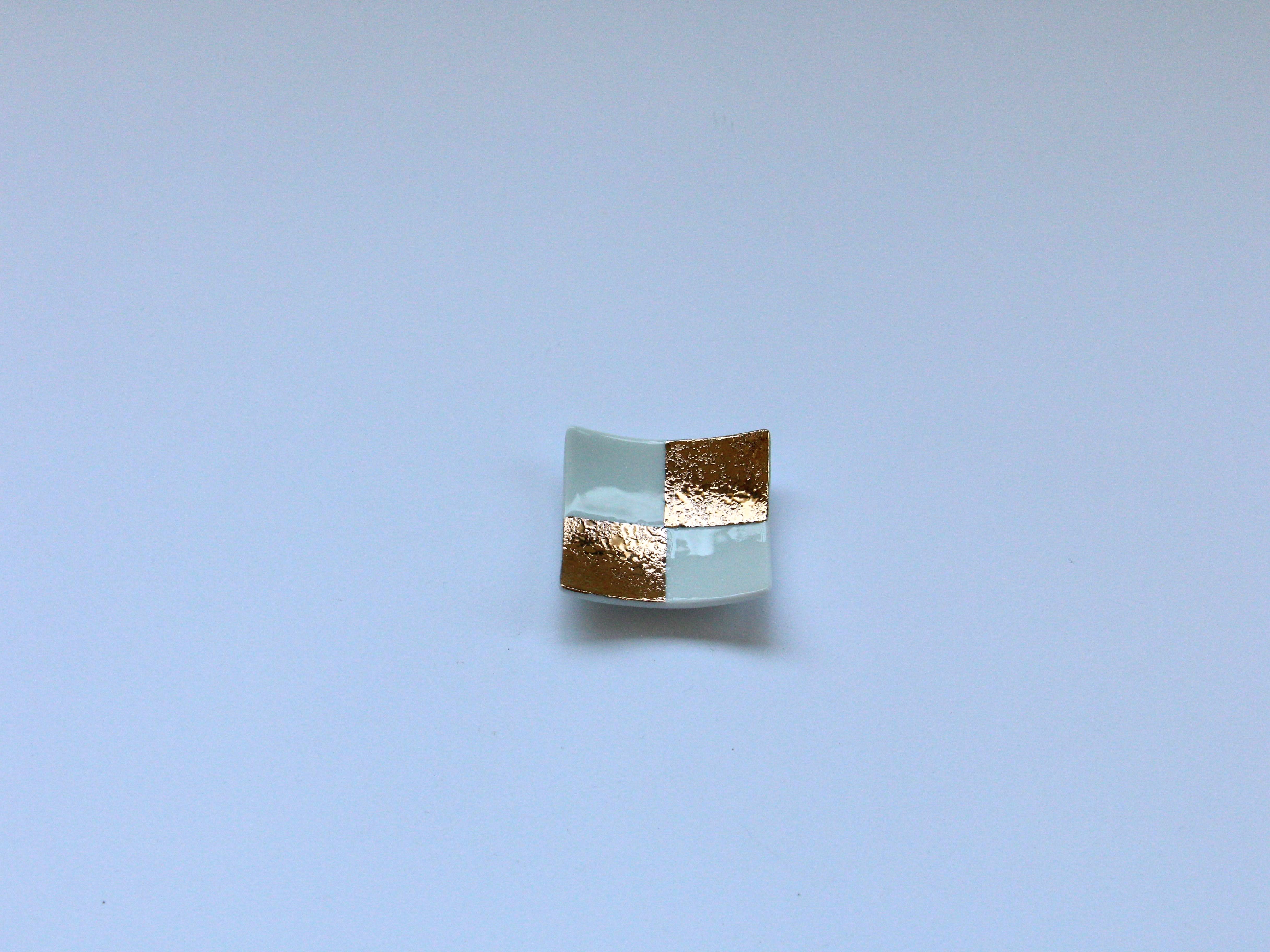 市松柄反正角 小 白金【聖陶苑】