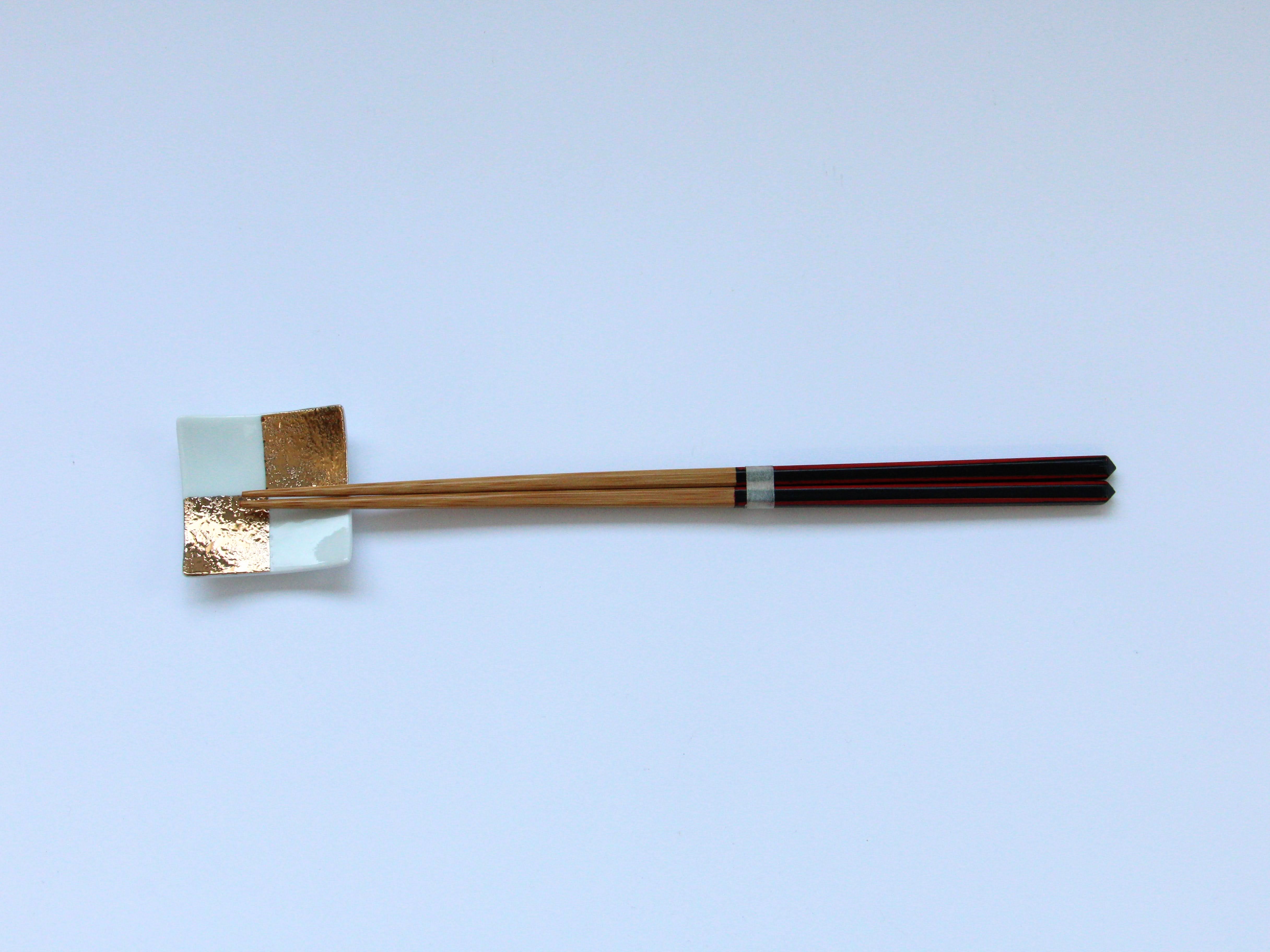 市松柄反正角 小 白金【聖陶苑】