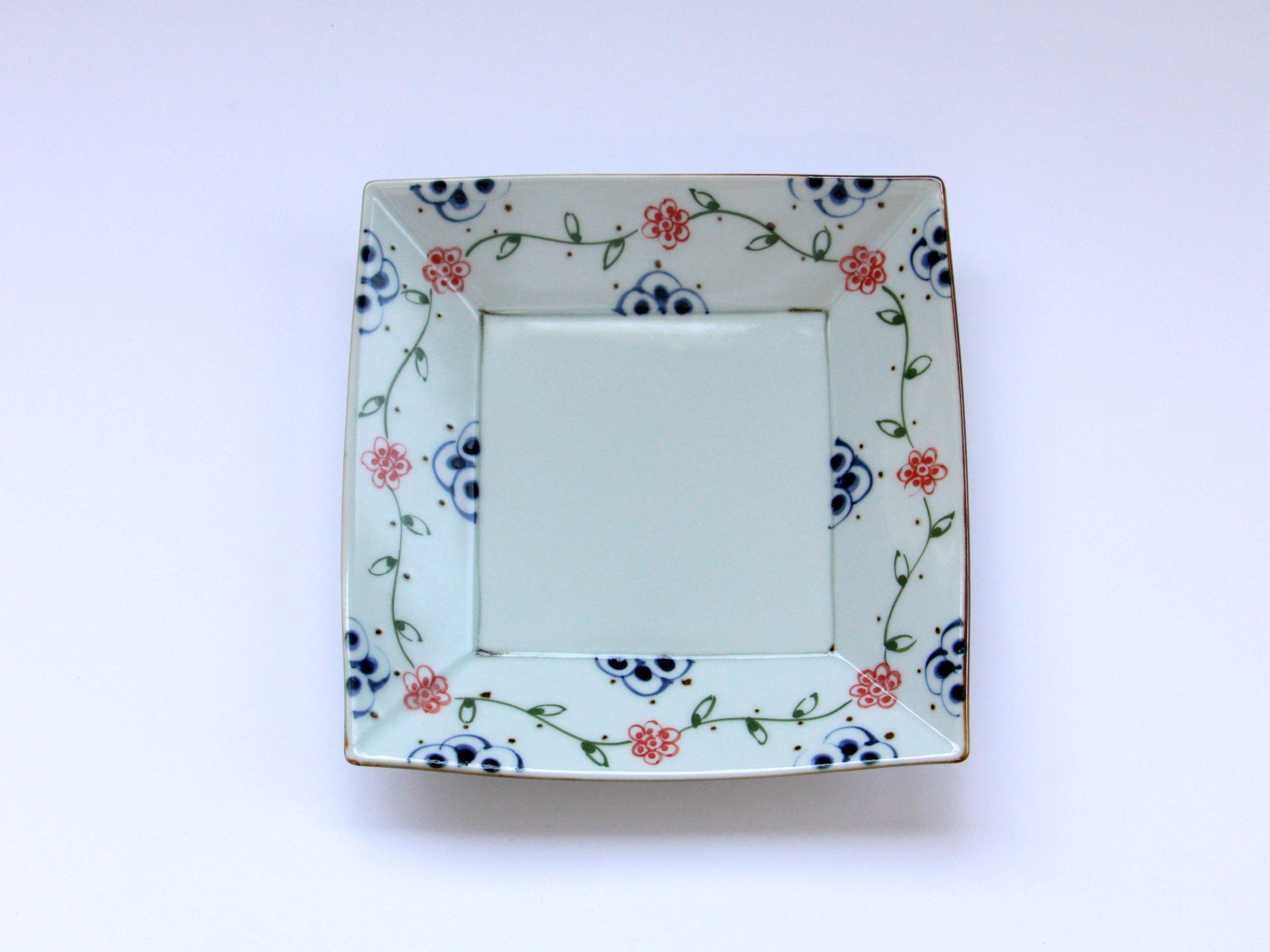 つる花唐草5.5寸角皿 赤【徳七窯】