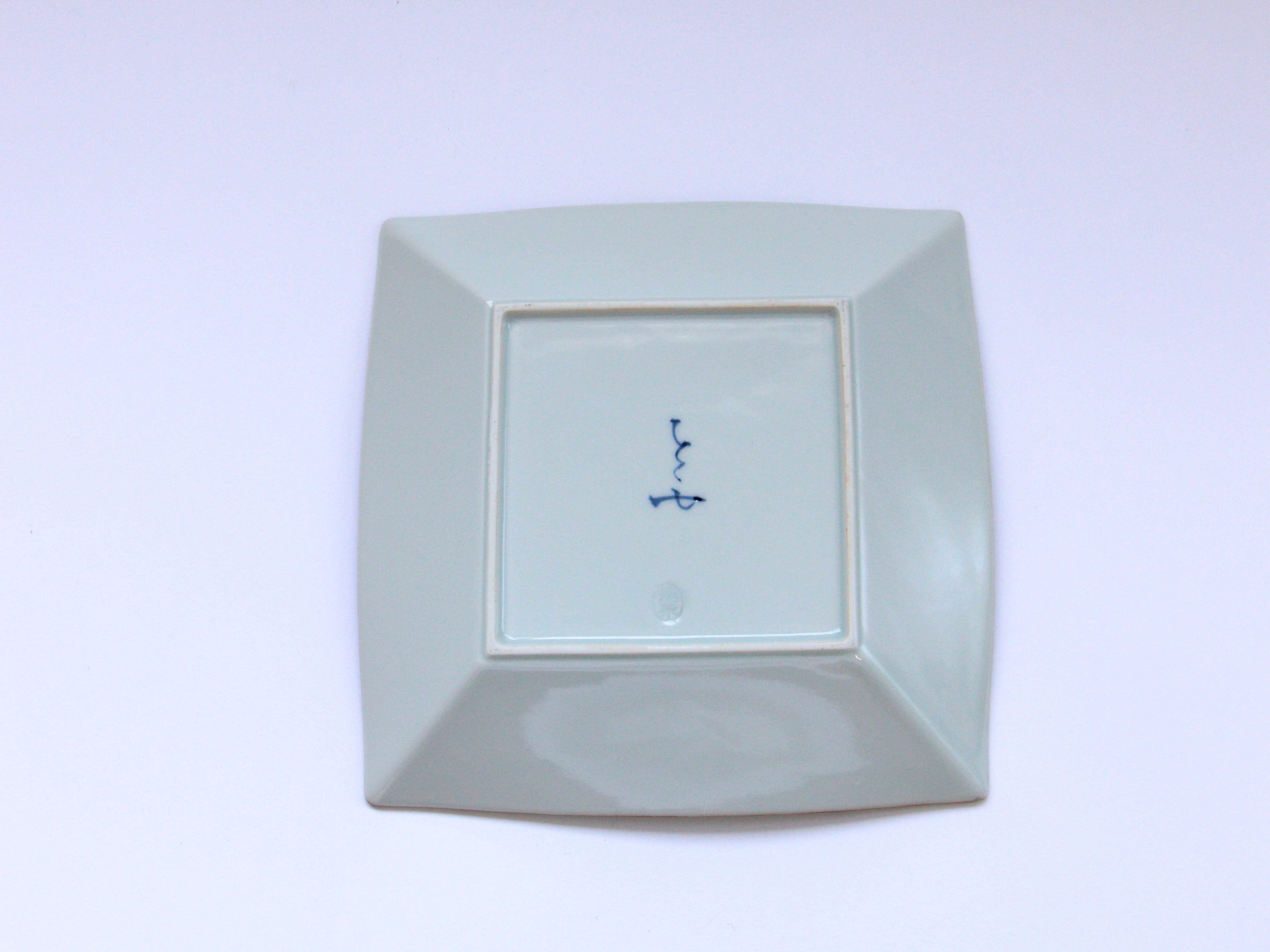 つる花唐草5.5寸角皿 赤【徳七窯】