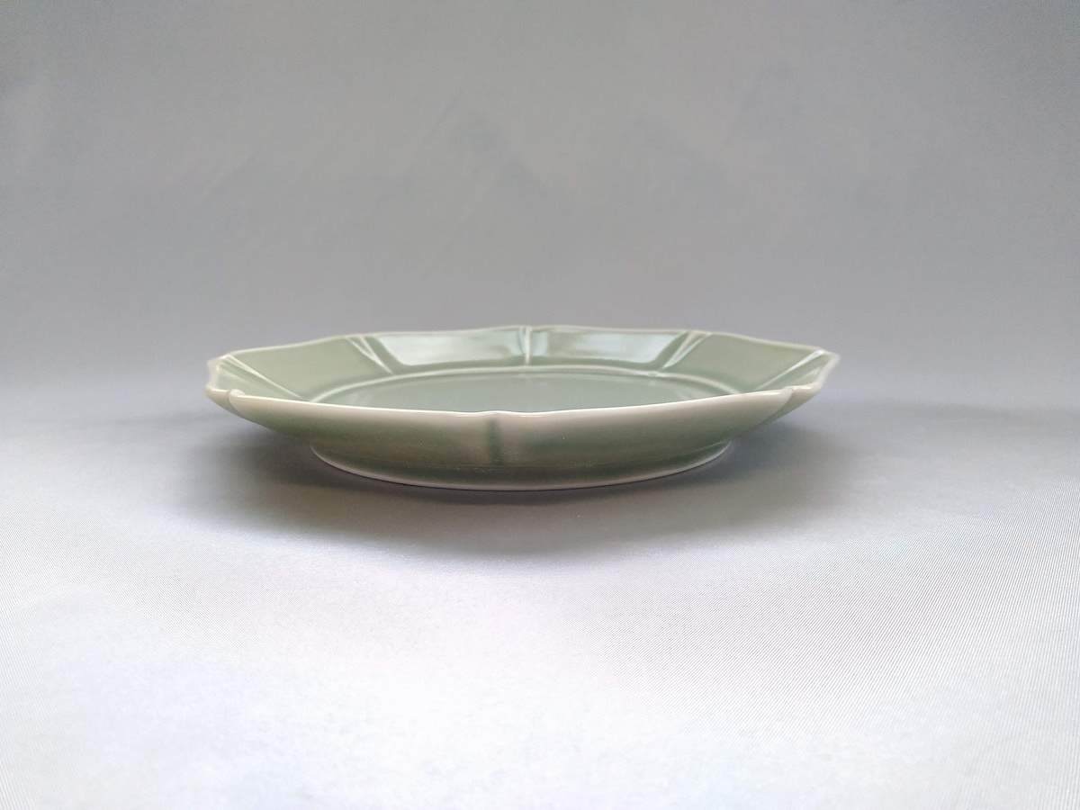 緑青磁八方7寸皿【陶房青】