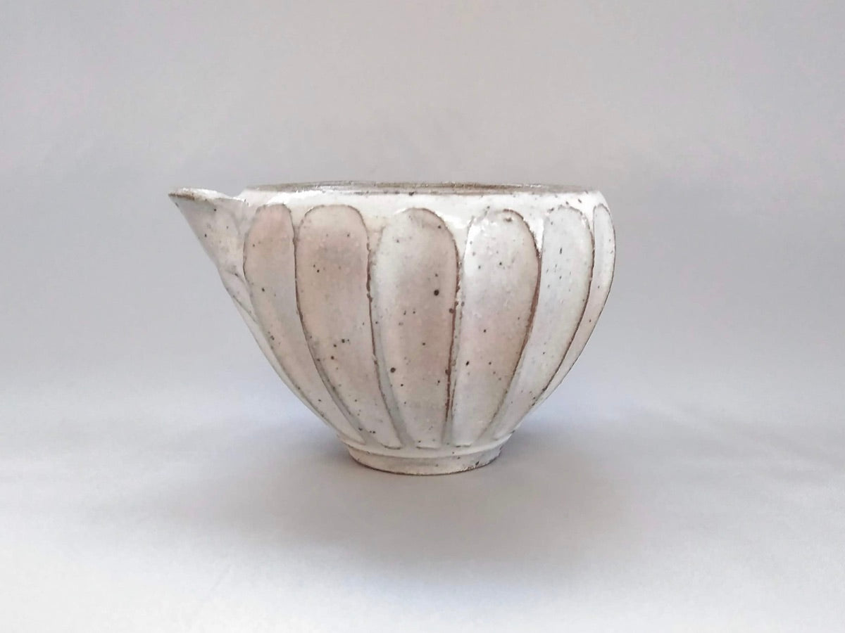 粉引太削ぎ片口注器【兵山窯】