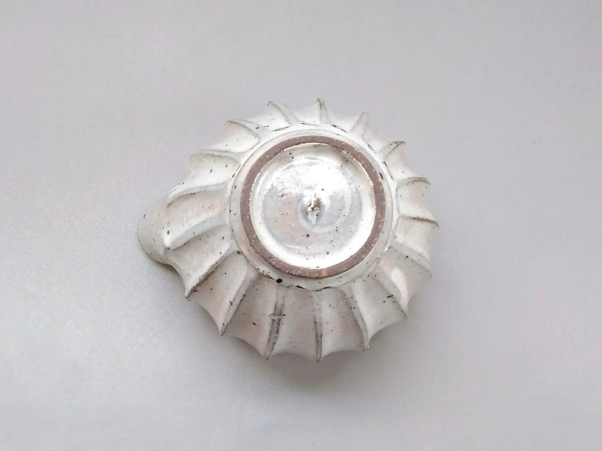 粉引太削ぎ片口注器【兵山窯】