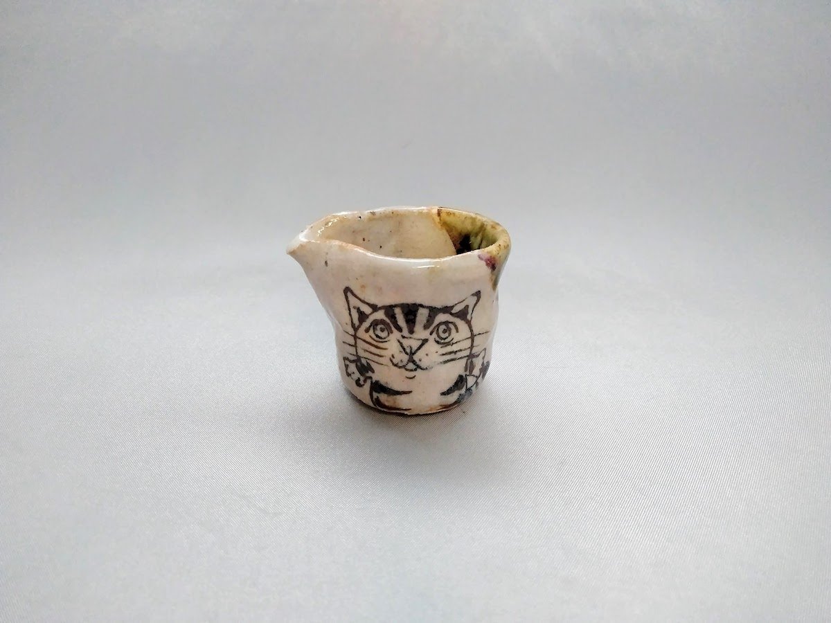 ミルクピッチャーネコと毛鞠【佐藤大士】